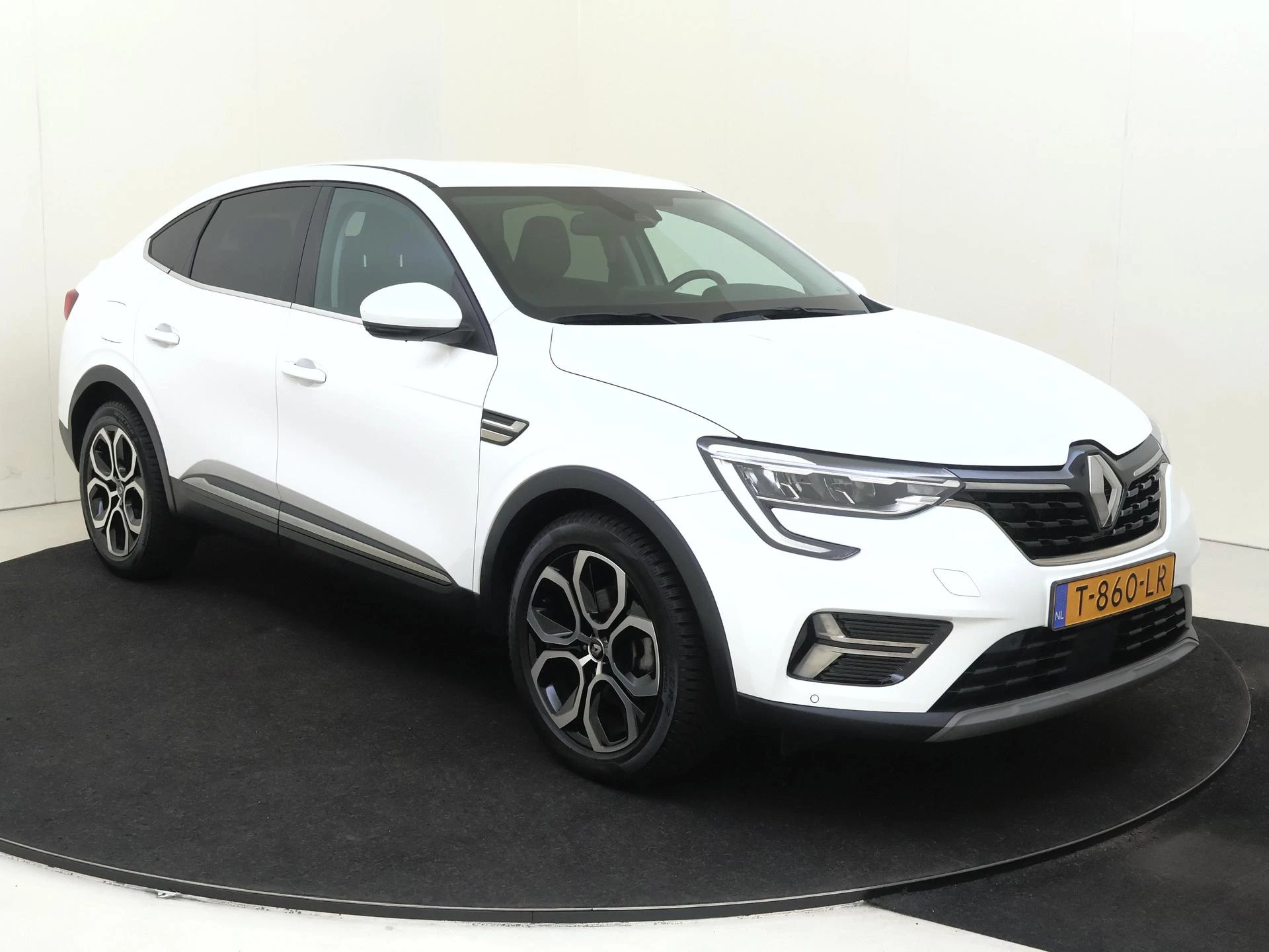 Renault Arkana 1.6 E-Tech 145 FULL-Hybrid Techno
