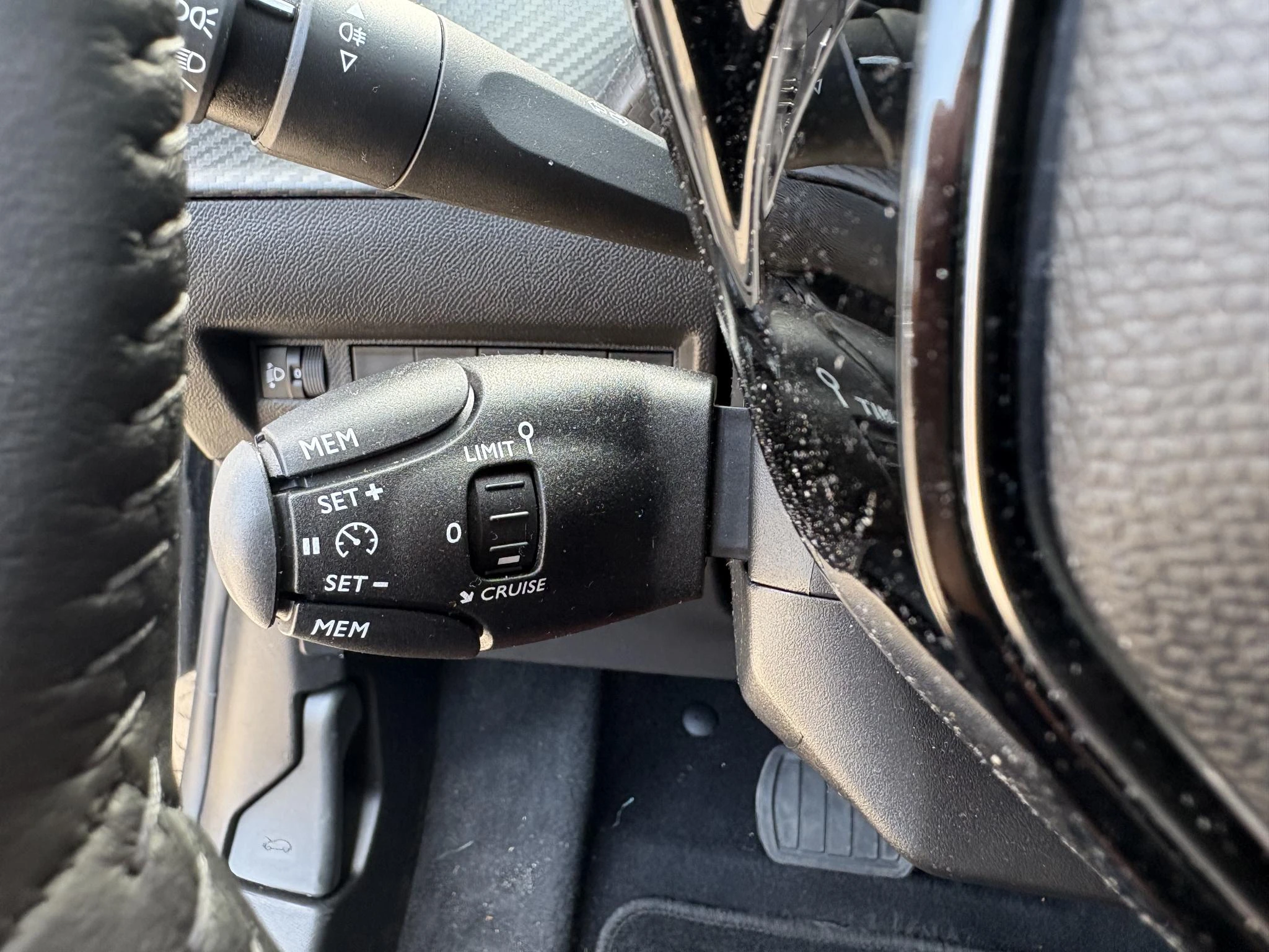 Peugeot-208-image-14