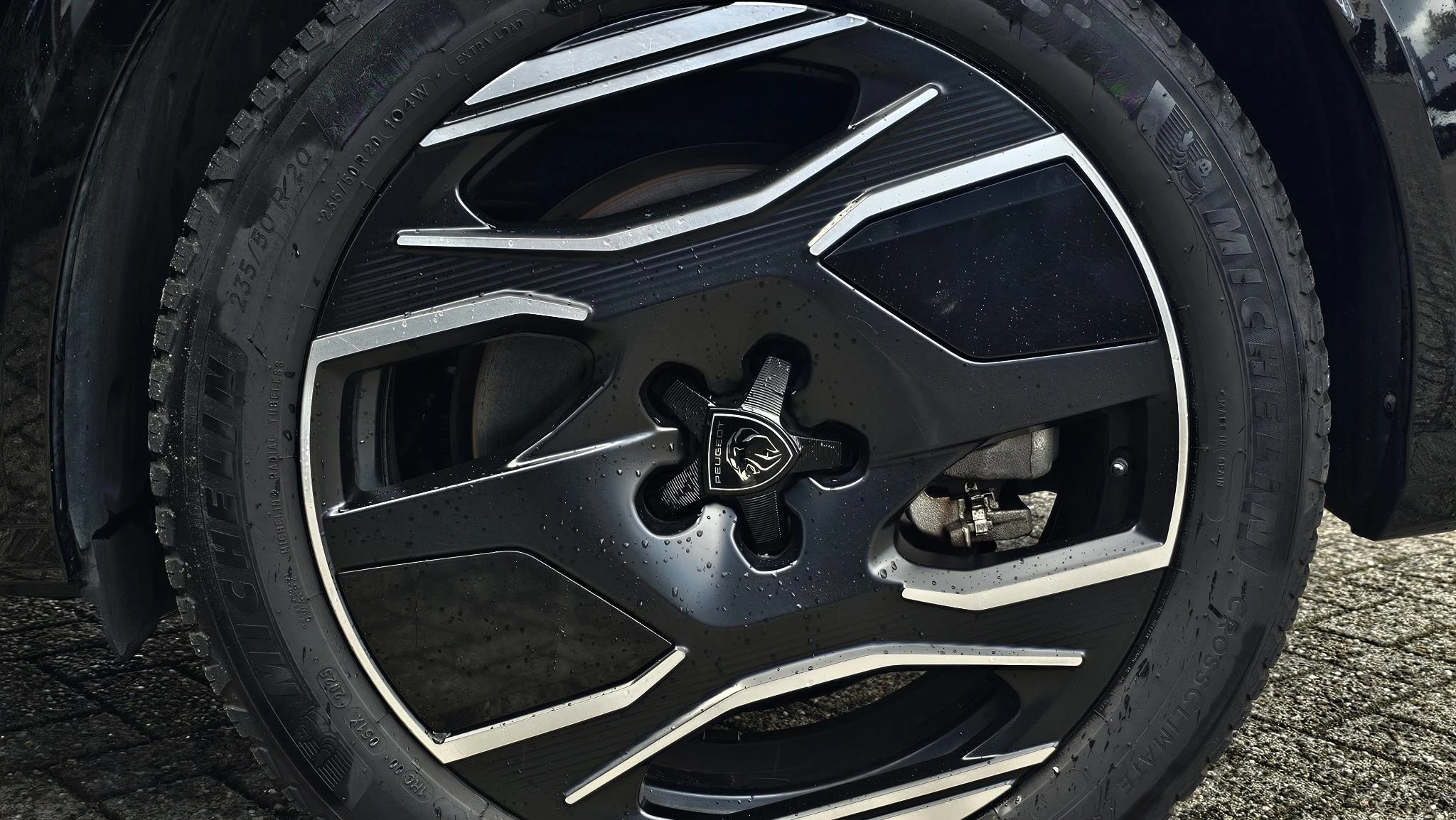 Peugeot-e-3008-image-29