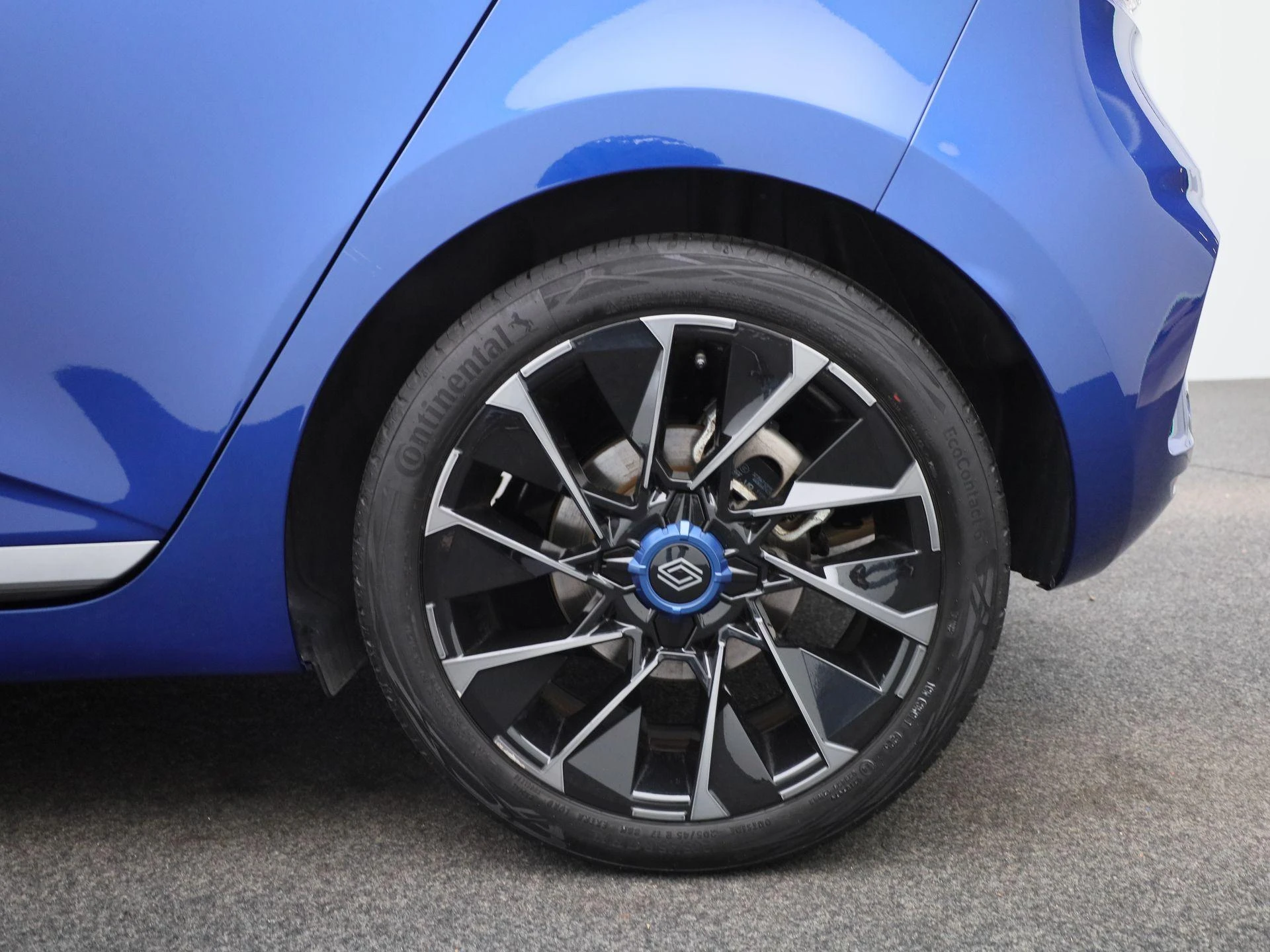 Renault-Clio-image-12