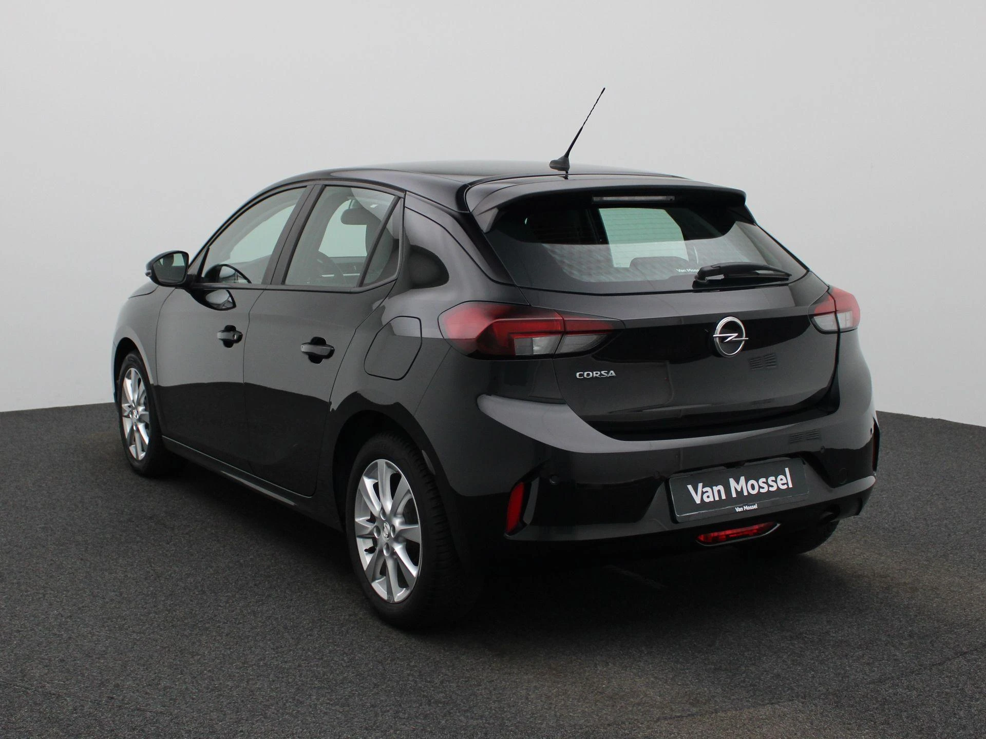Opel-Corsa-image-1