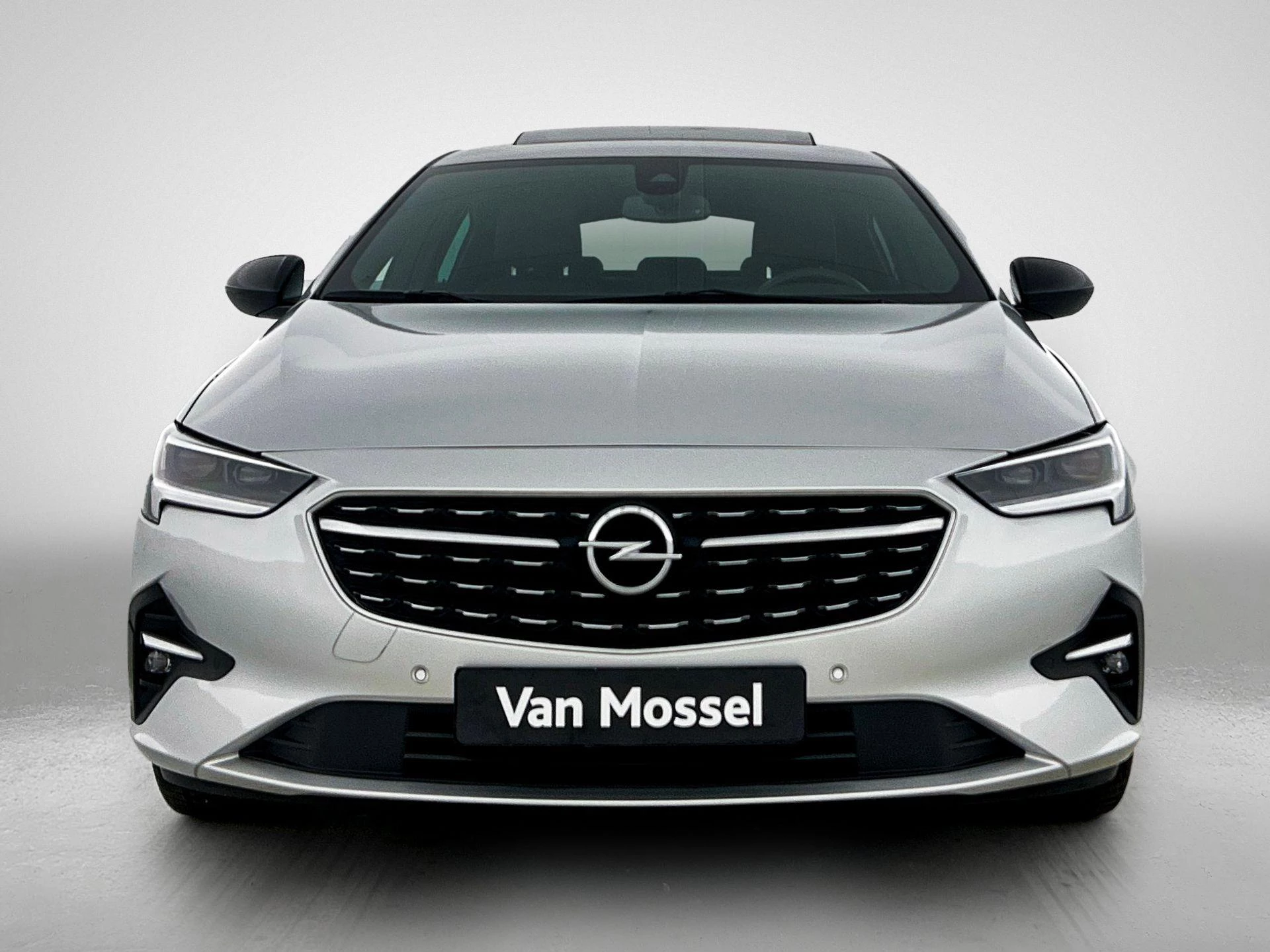 Opel-Insignia-image-4