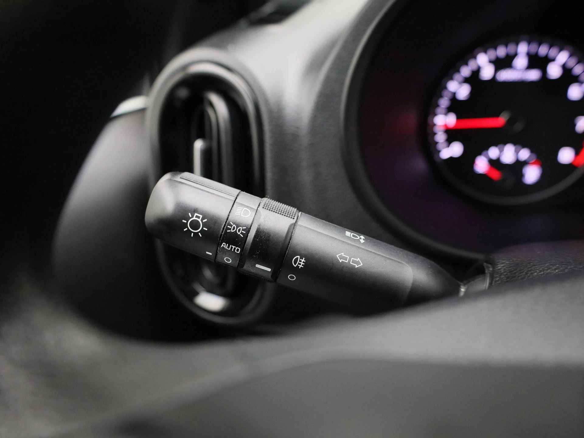 Kia-Picanto-image-18