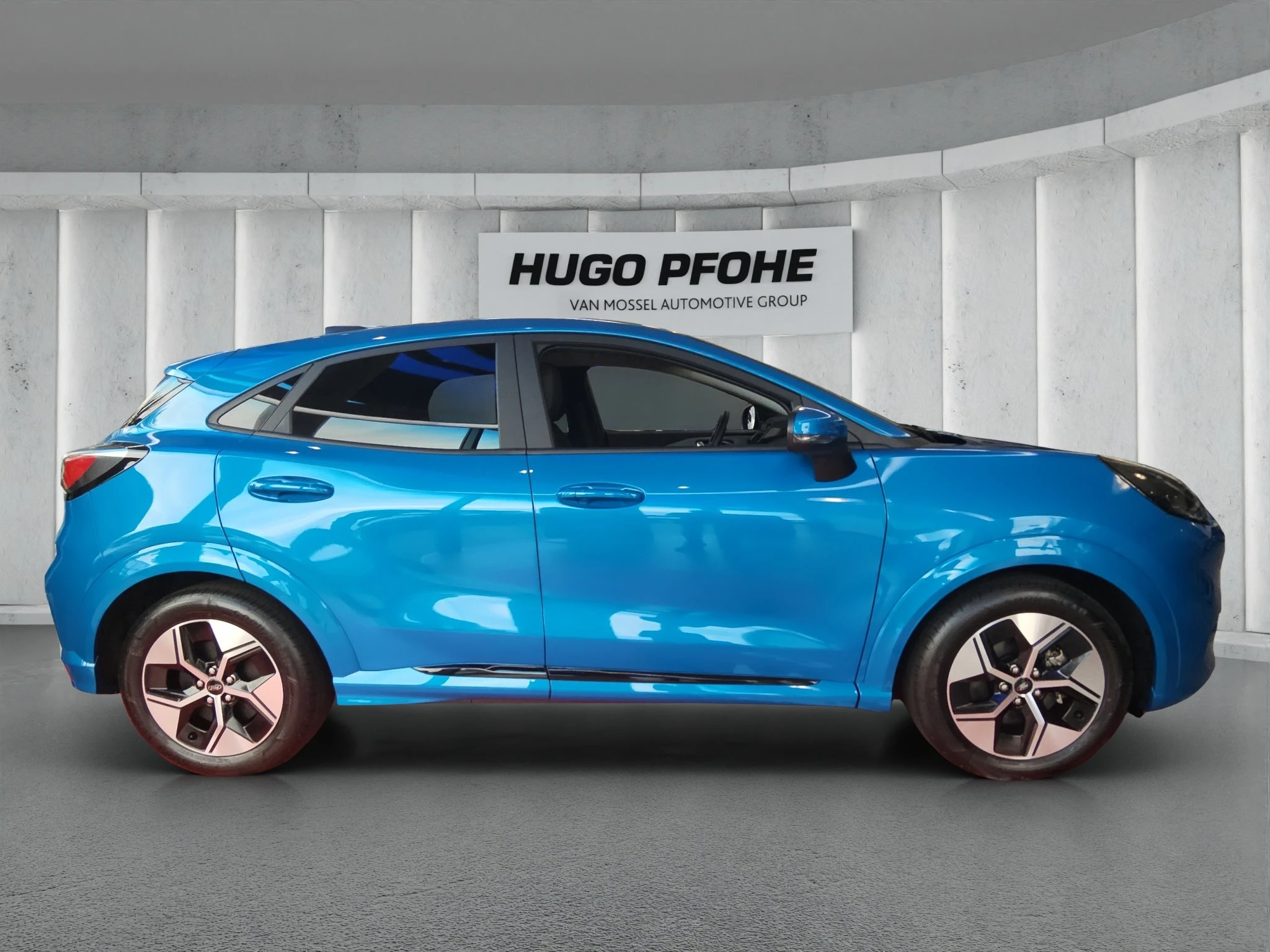 Ford Puma Gen-E 46.8 kWh Sports Utility Vehicle. 124 kW. 5-türig. MJ 2026.75