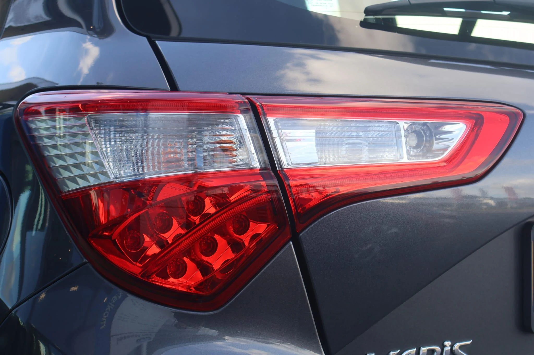 Toyota-Yaris-image-7