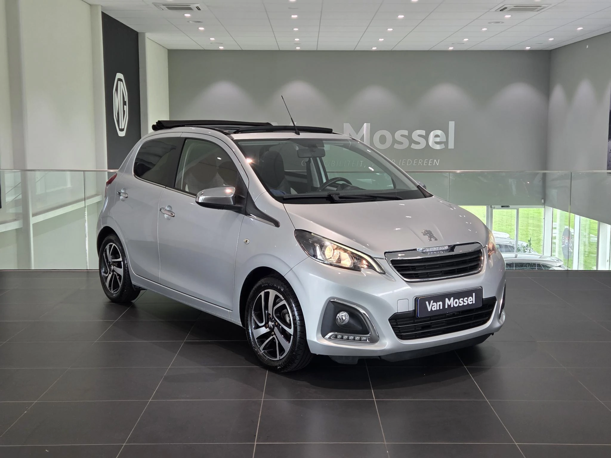 Peugeot-108-image-6