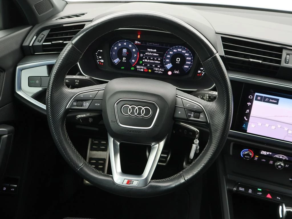 Audi Q3 PHEV Audi Q3 PHEV 45TFSIe 245PK *AUTOMAAT*LEDER*CAMERA*PDC*NAVI*CRUISE*...*