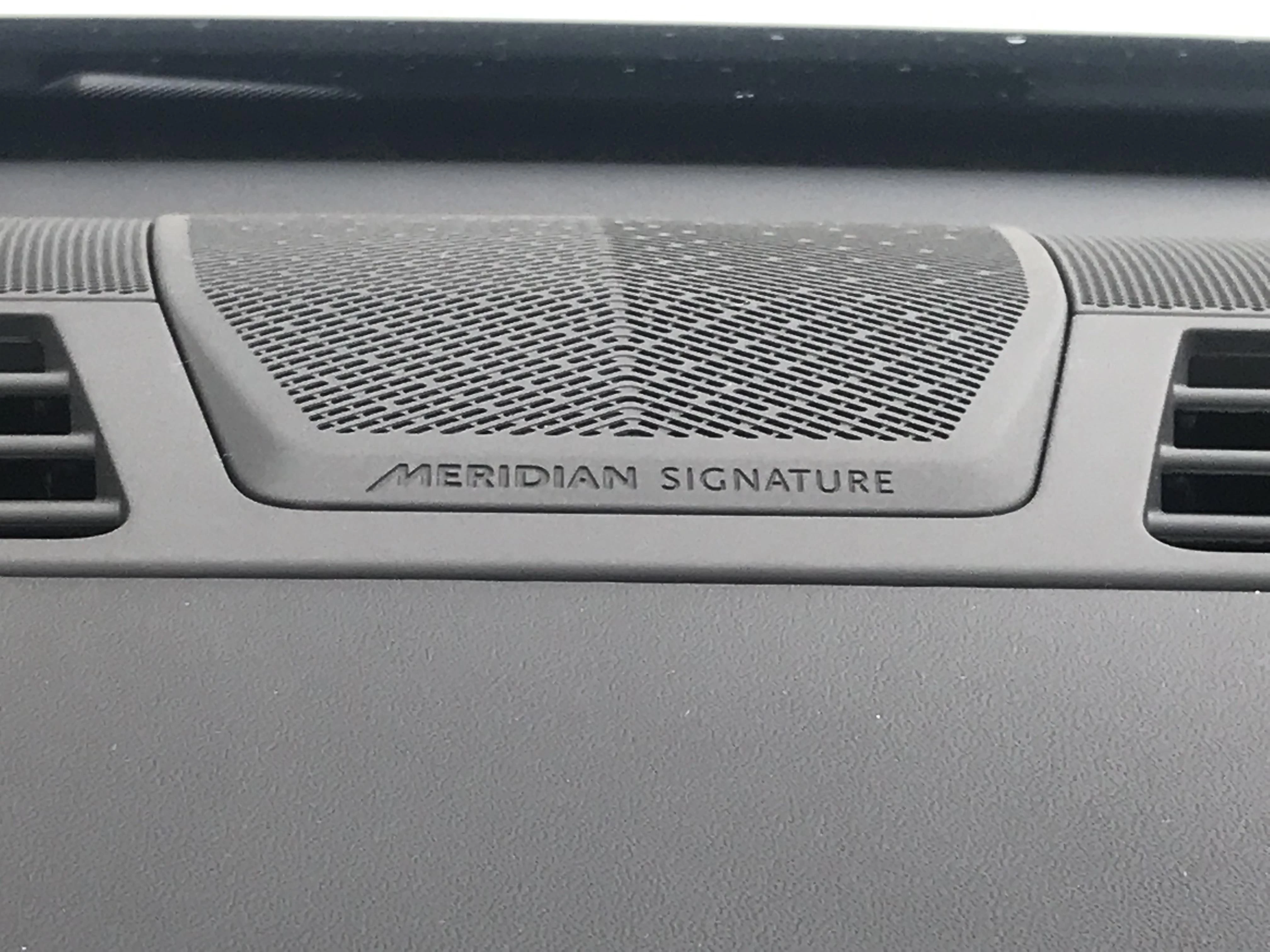 Land Rover-Range Rover-image-16