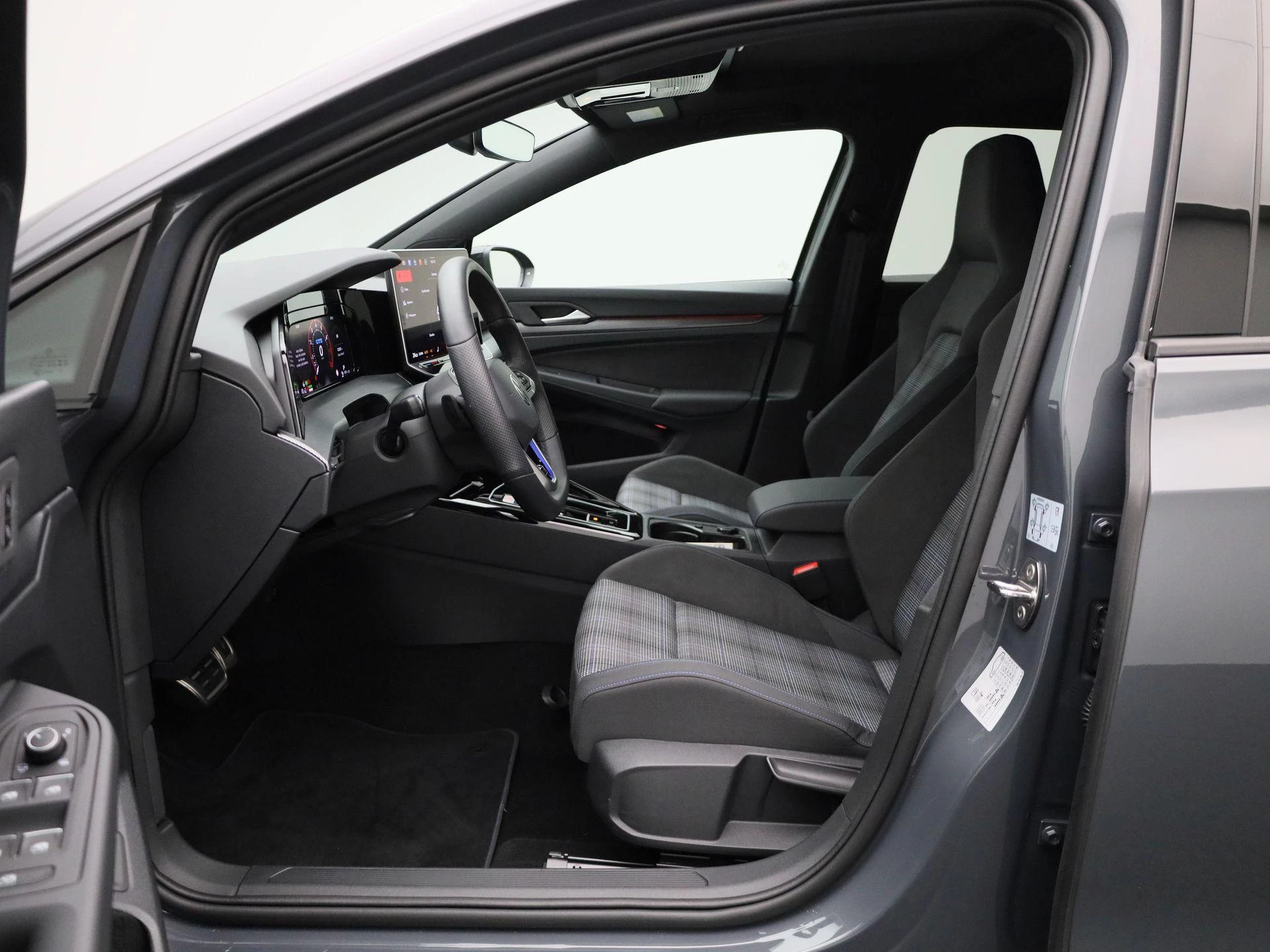 Volkswagen Golf 1.5 eHybrid GTE 272 PK|