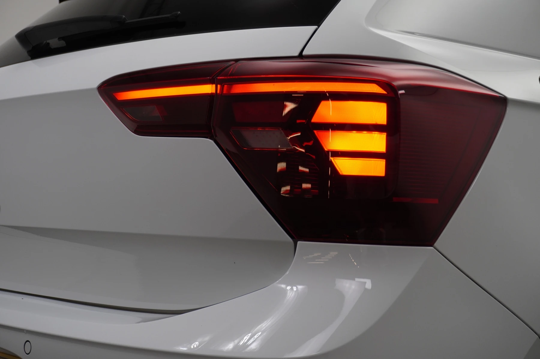 Volkswagen-Polo-image-17