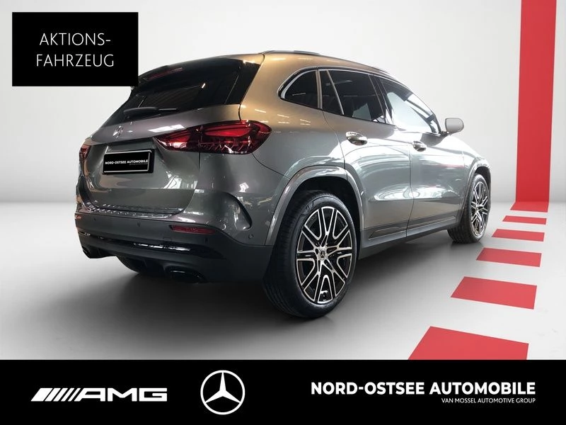 Mercedes-Benz GLA 200 AMG NIGHT PANO AHK DISTRONIC 20-ZOLL AMG LineC118 GLA 200 AMG NIGHT PANO AHK DISTRONIC 20-ZOLL AMG Line