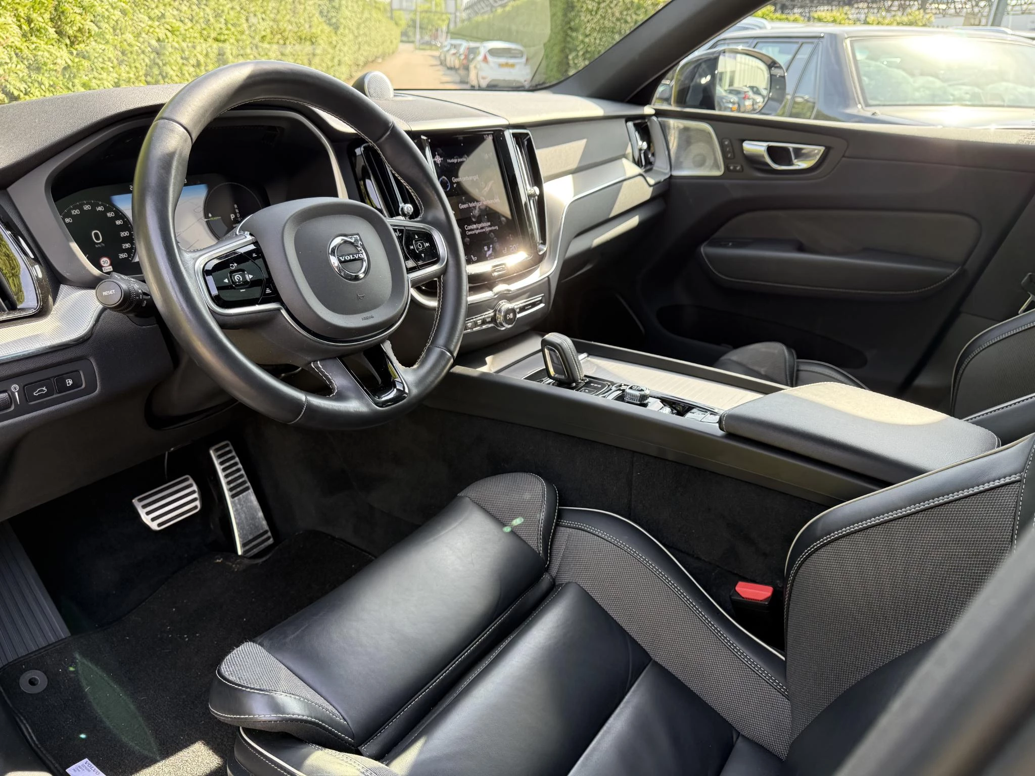Volvo-XC60-image-20