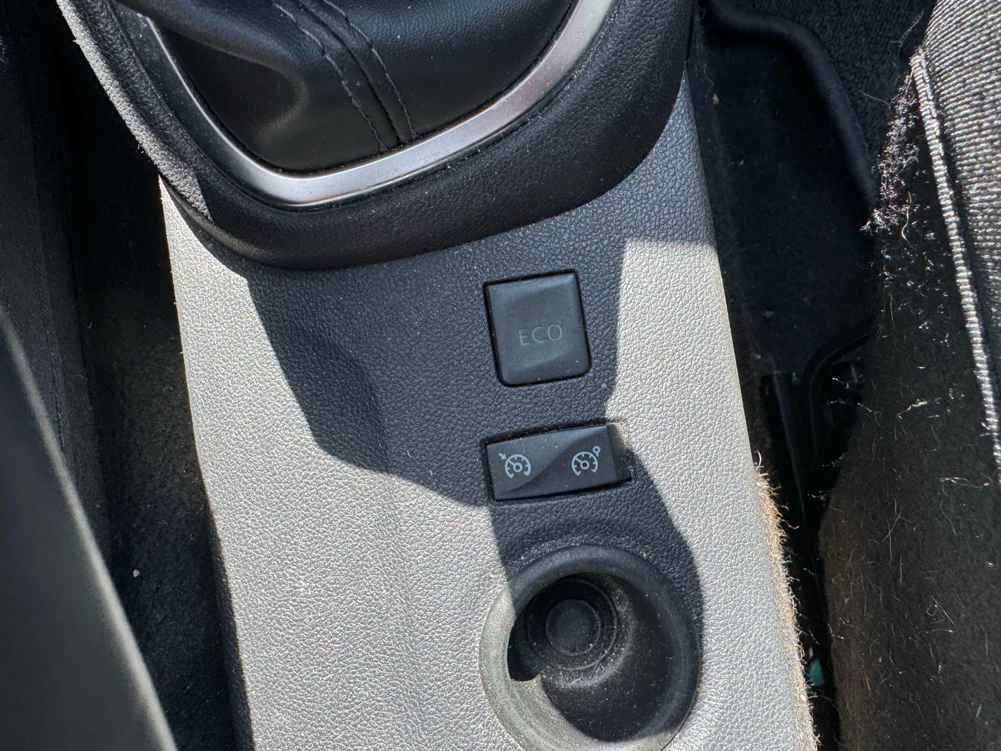 Renault-Captur-image-13