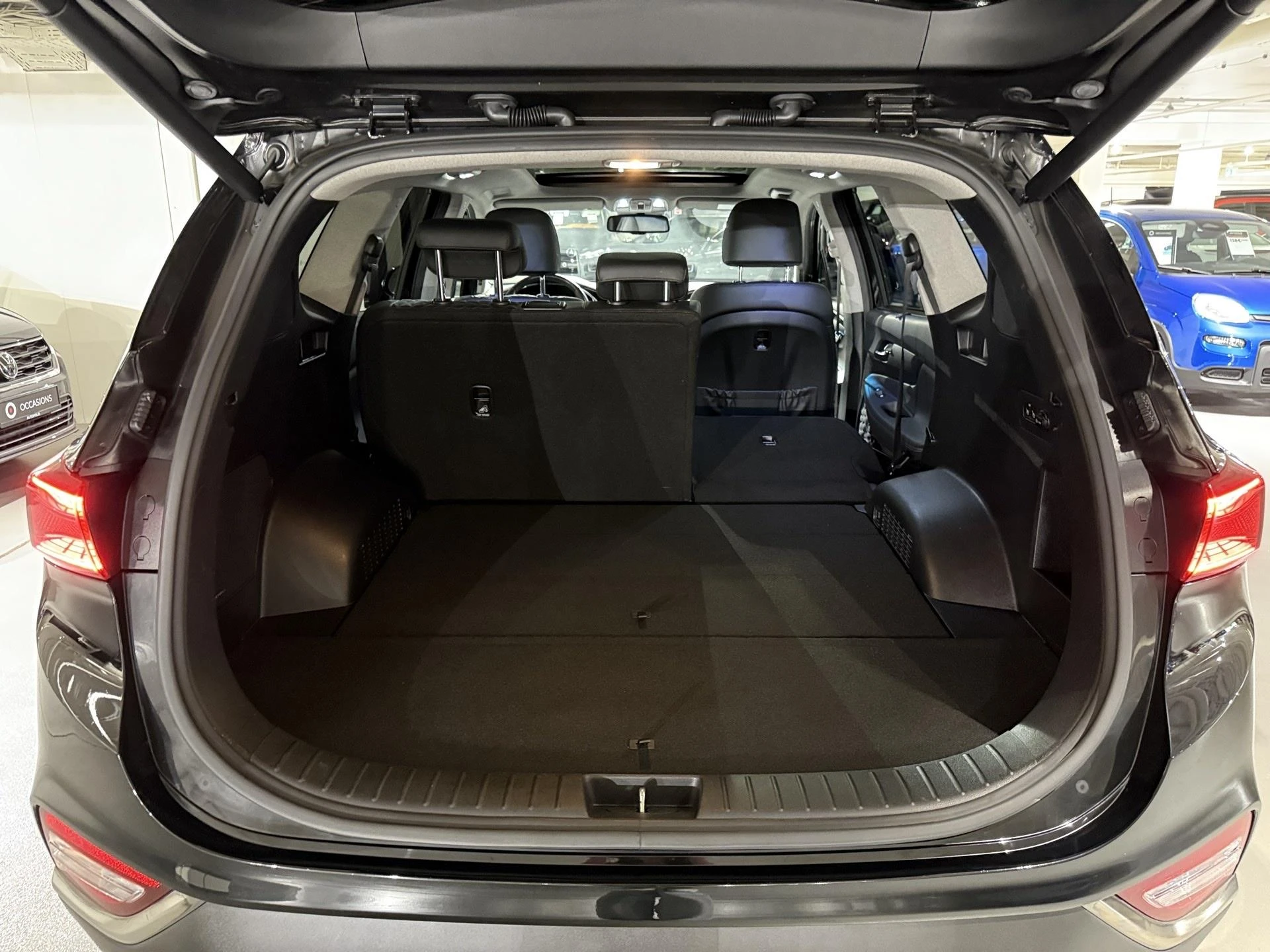Hyundai-Santa Fe-image-11