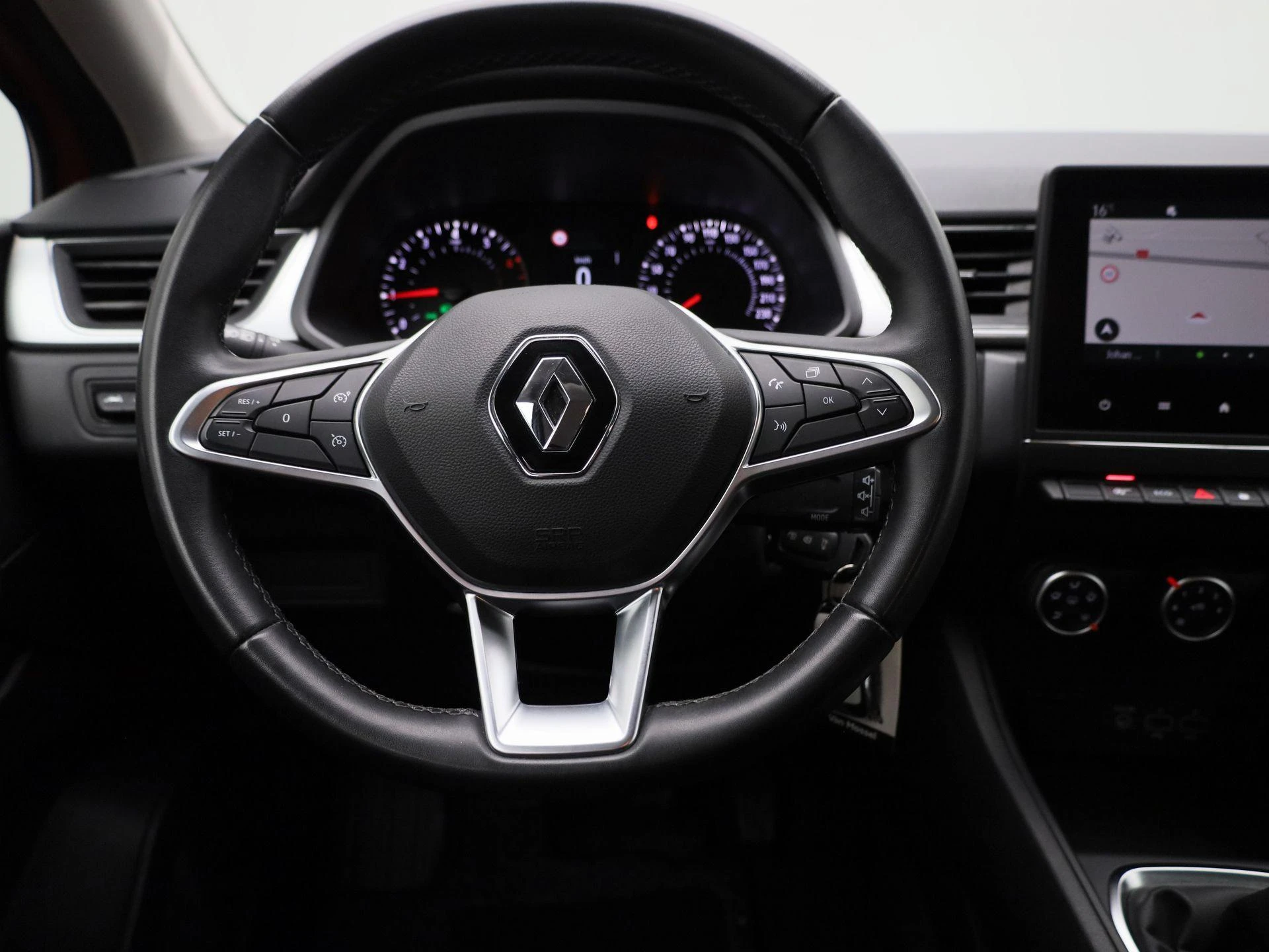 Renault-Captur-image-6