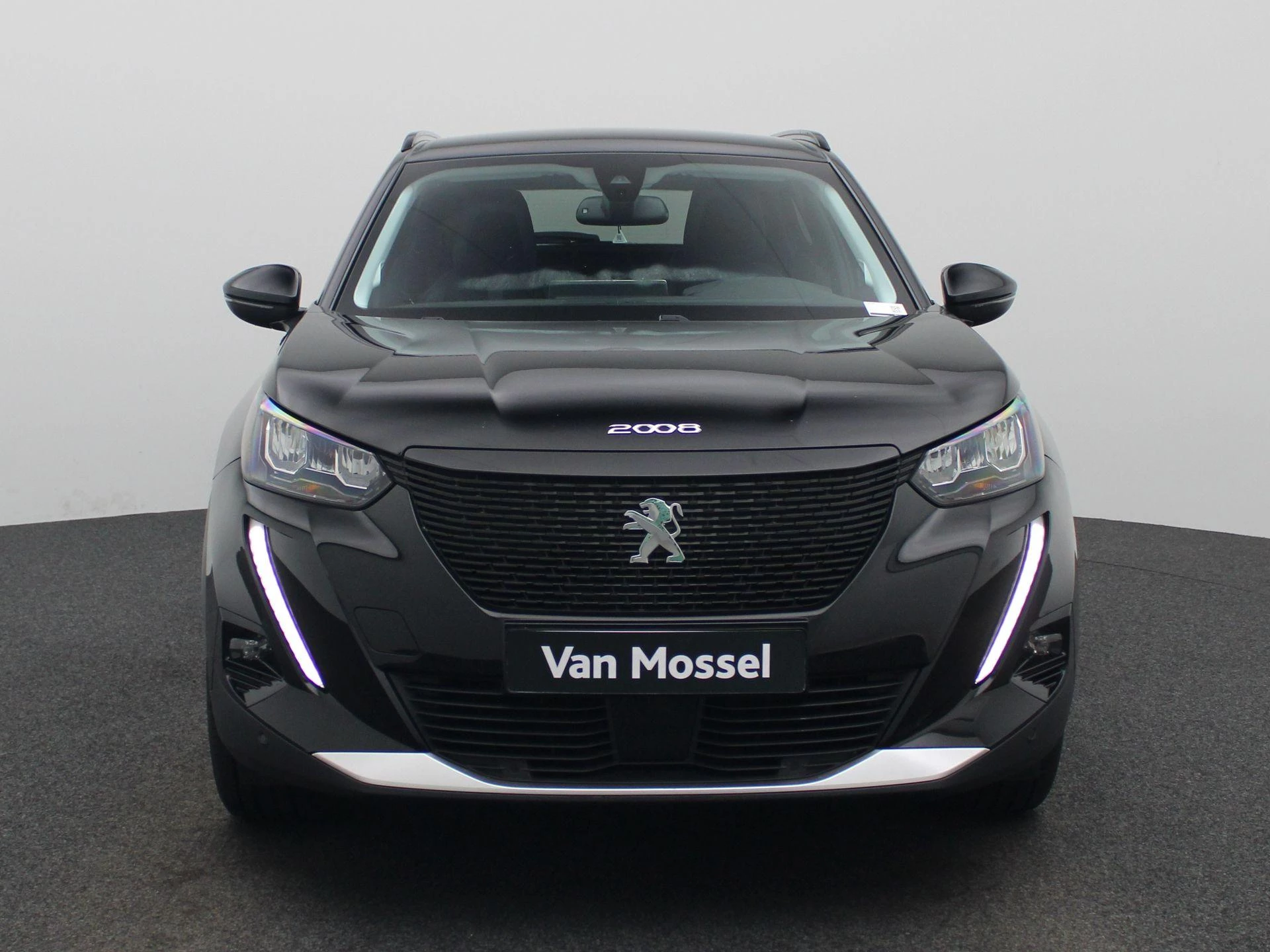 Peugeot e-2008
