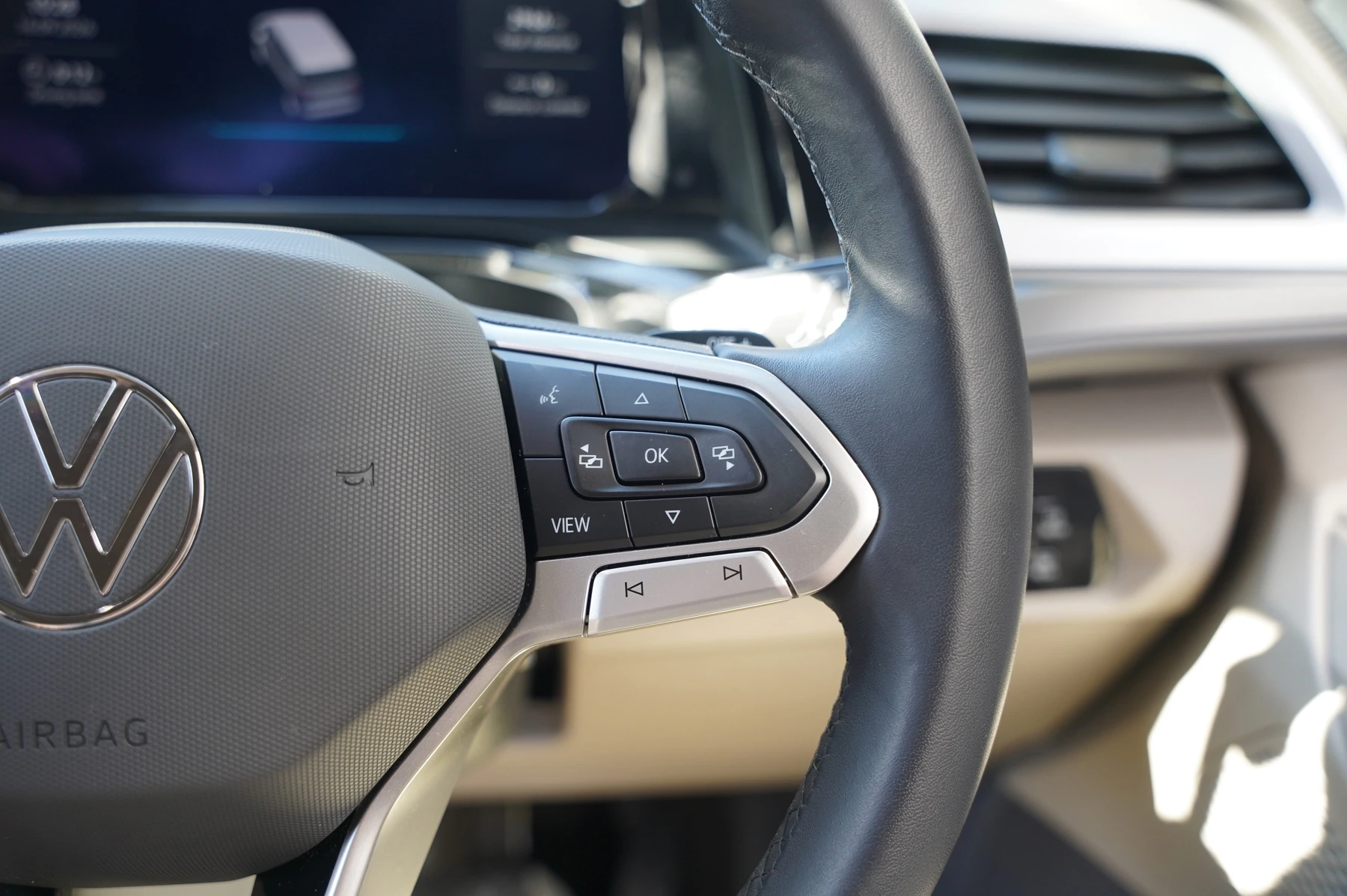 Volkswagen-California-image-16
