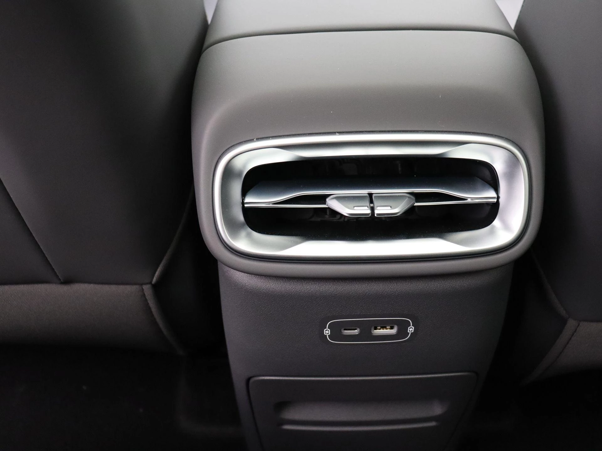 Leapmotor-B10-image-17