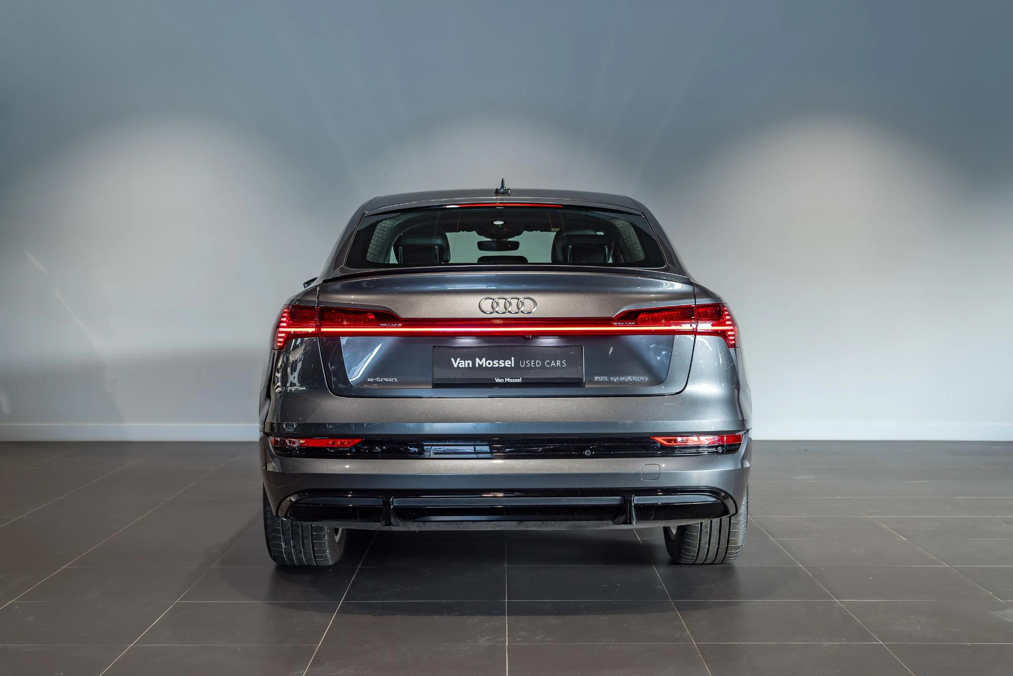 Audi-e-tron-image-5