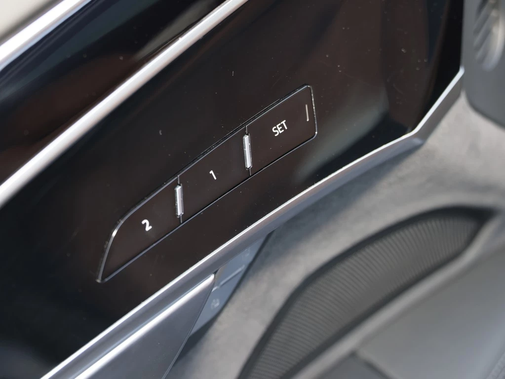 Audi S8 4.0 TFSI quattro triptronic