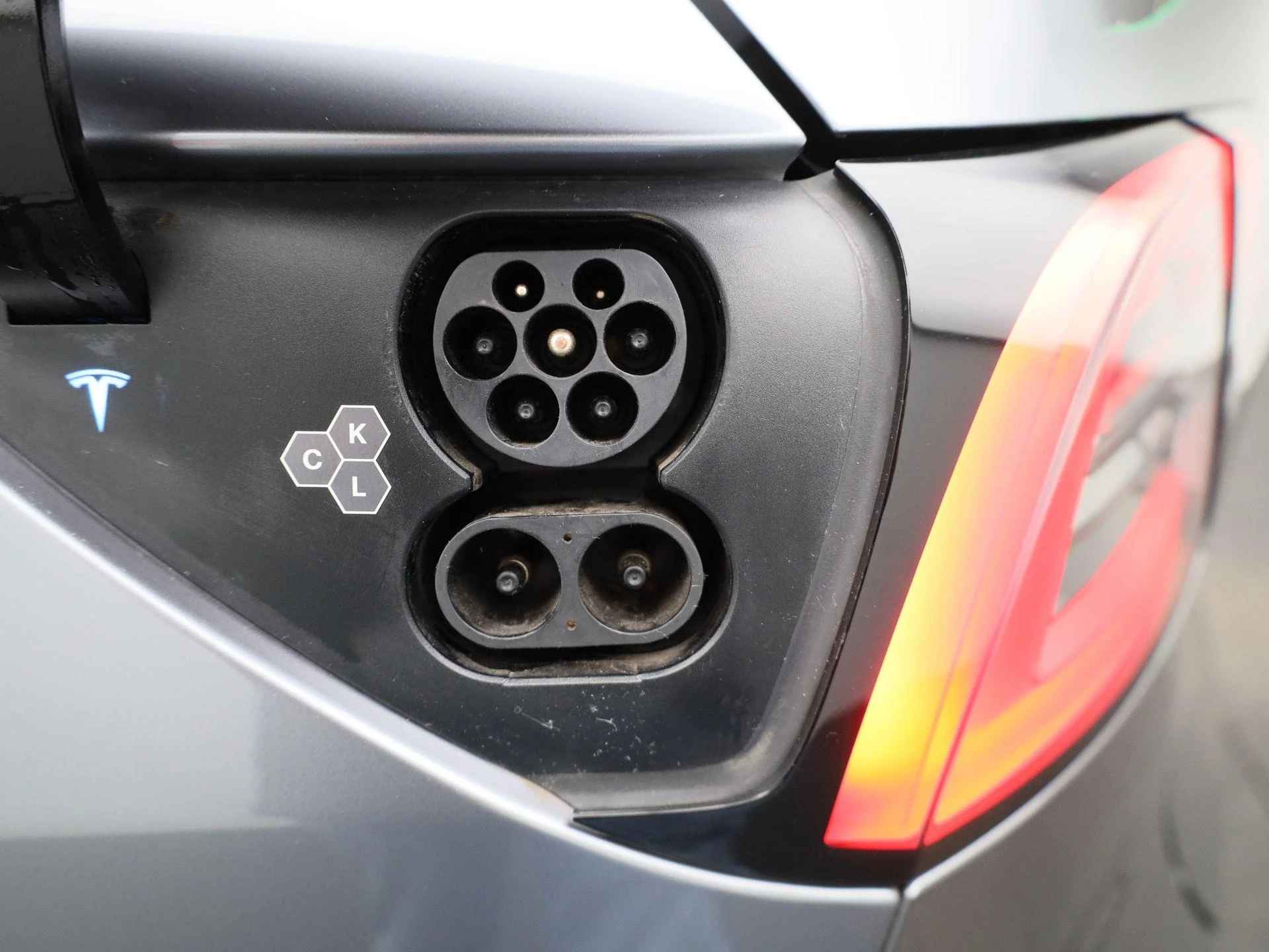 Tesla-Model Y-image-12