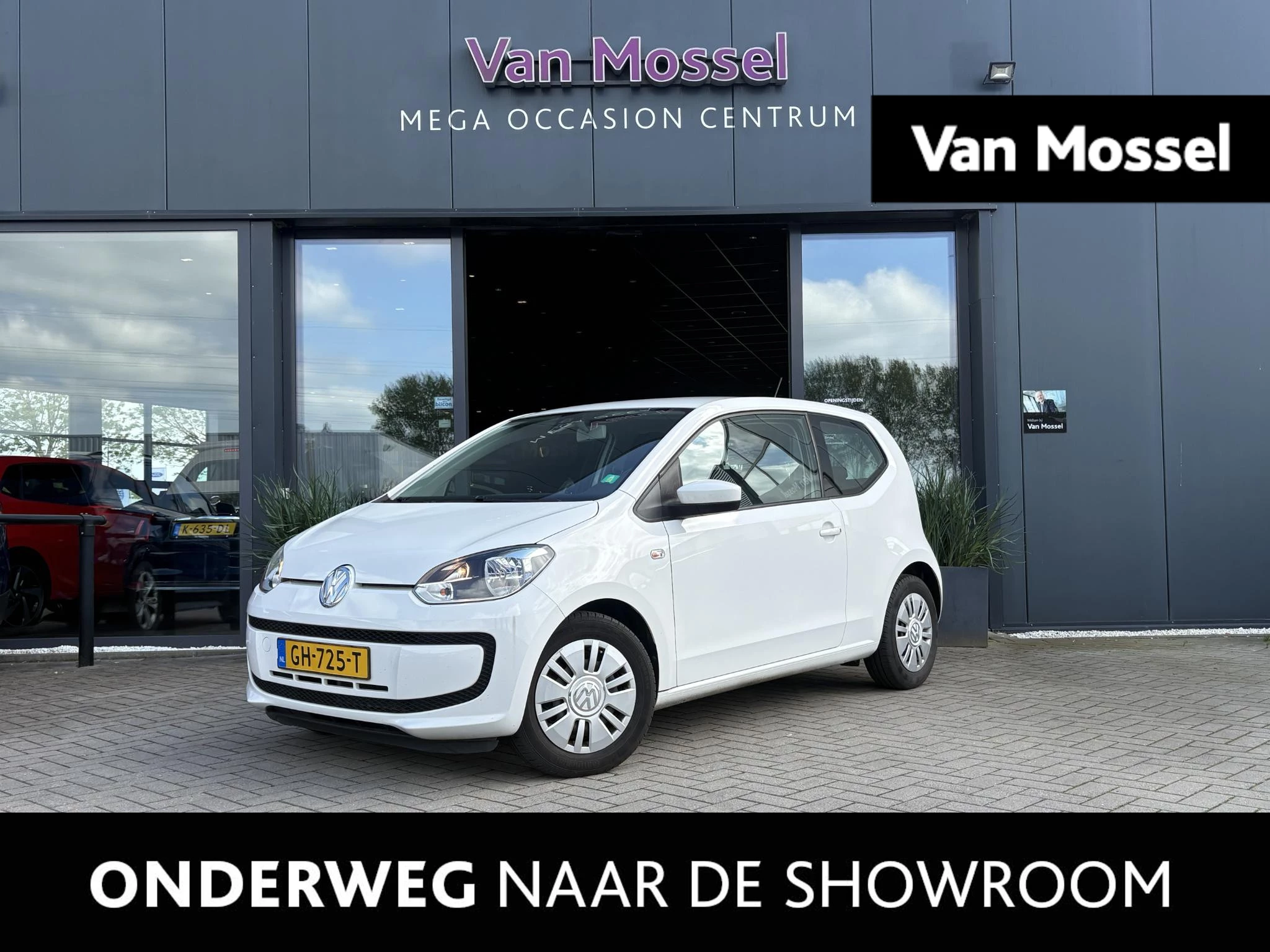 Volkswagen-up!-image-0