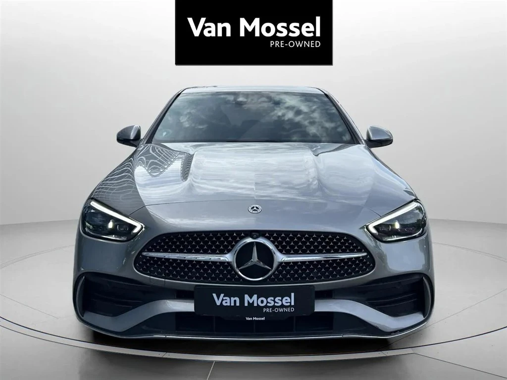 Mercedes-Benz-C-Klasse-image-1