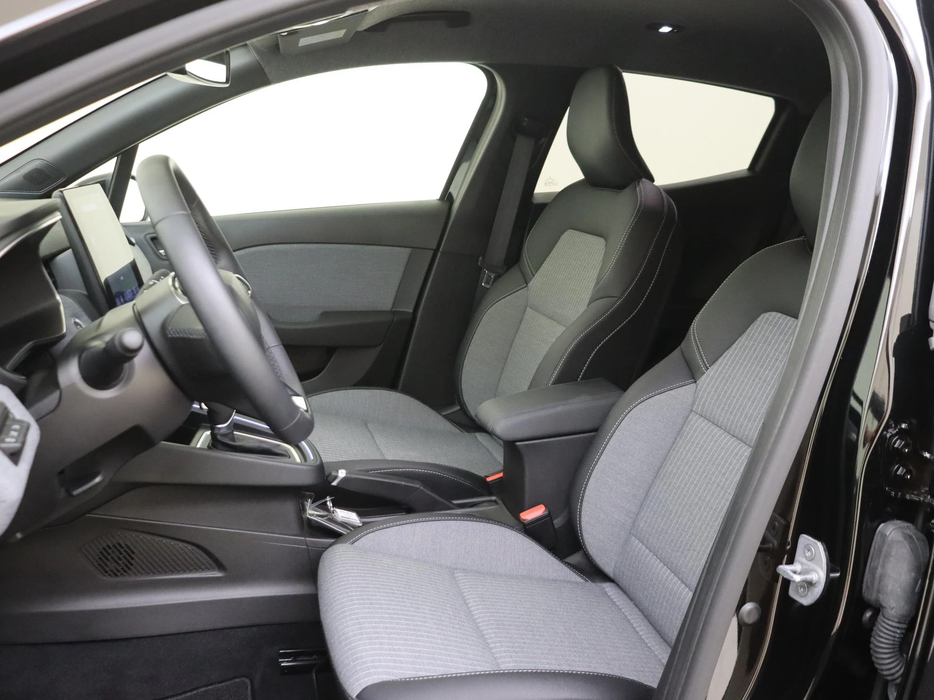 Renault-Clio-image-14