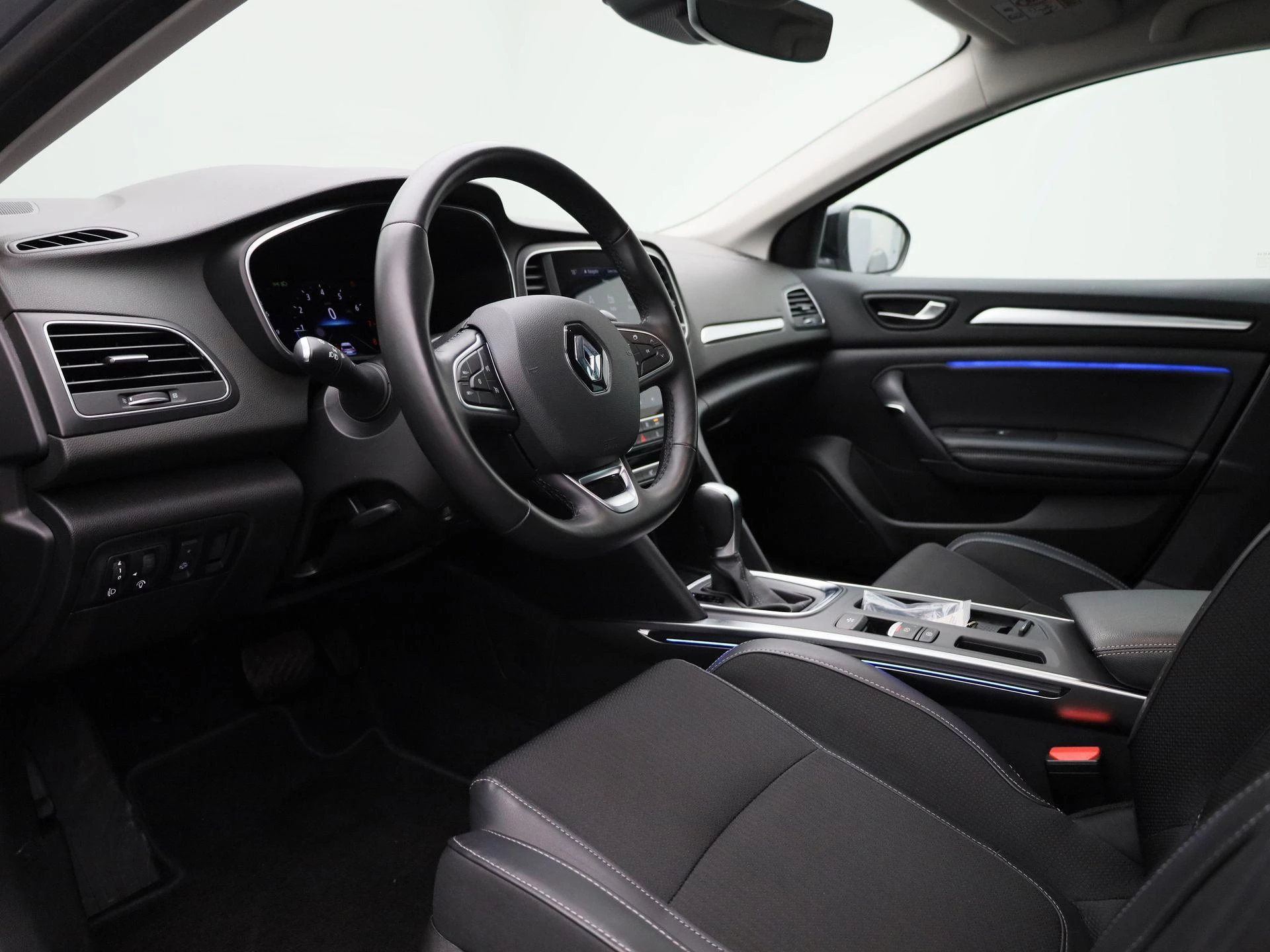 Renault-Mégane Estate-image-29