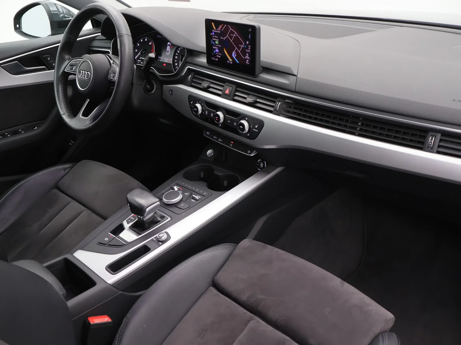 Audi A5 Sportback CNG Audi A5 Sportback Business Edition 2.0TFSI CNG 170PK *AUTOMAAT*ALCANTARA*TREKHAAK*CAMERA*PDC*CRUISE*