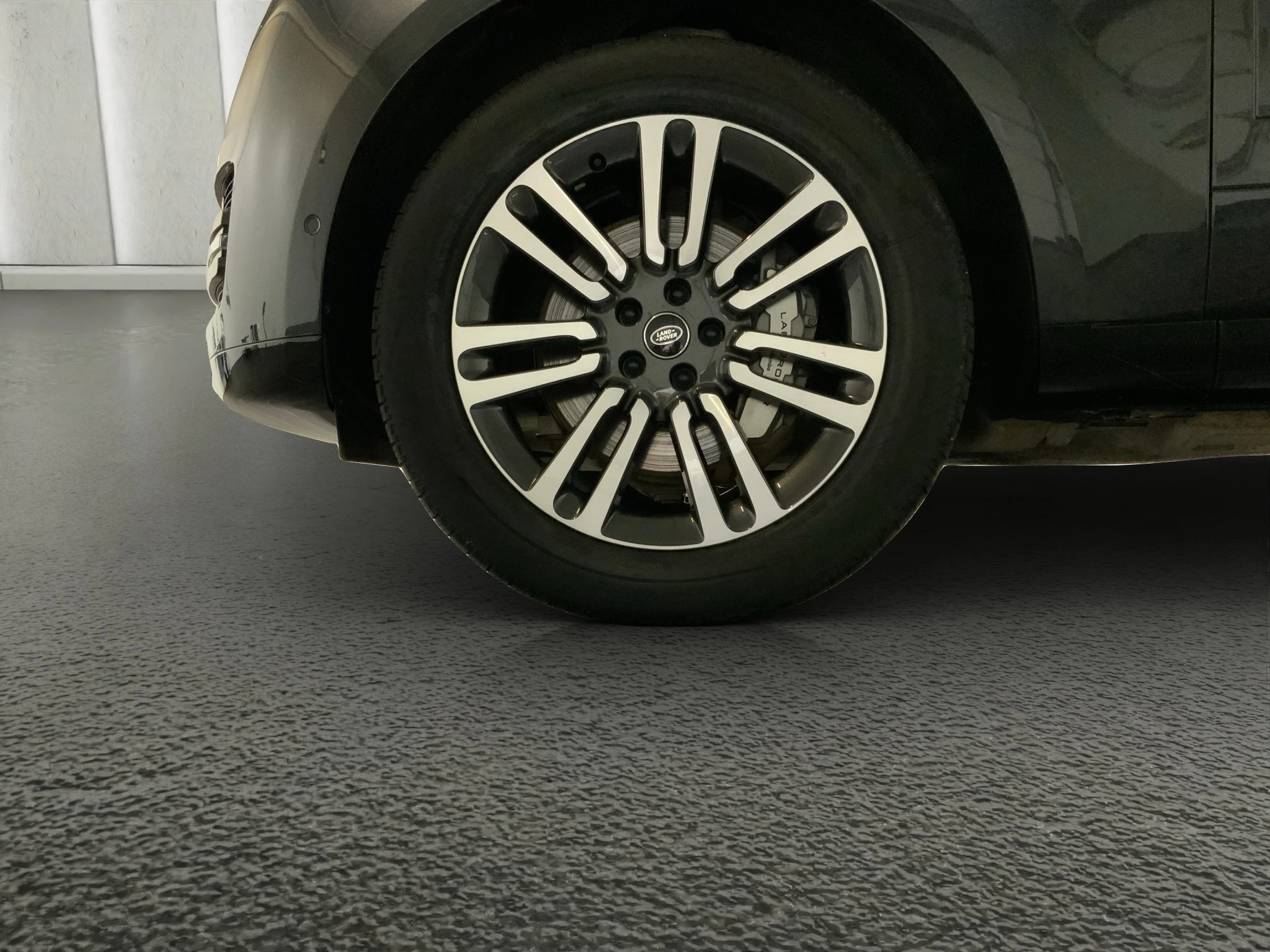 Land Rover-Range Rover-image-5