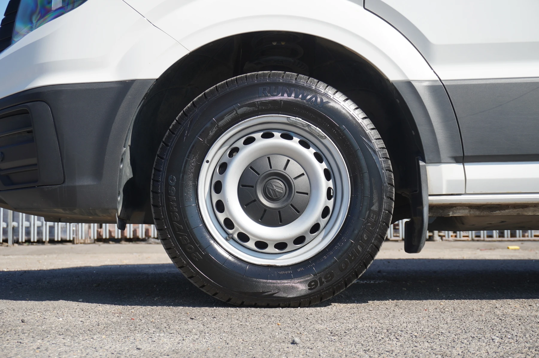 Volkswagen-Crafter-image-4