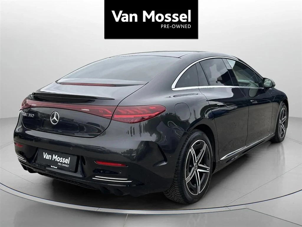 Mercedes-Benz-EQE-image-4