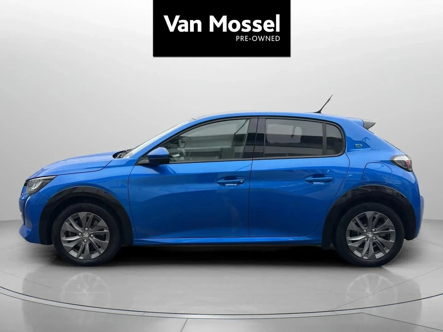 Peugeot-e-208-image-7