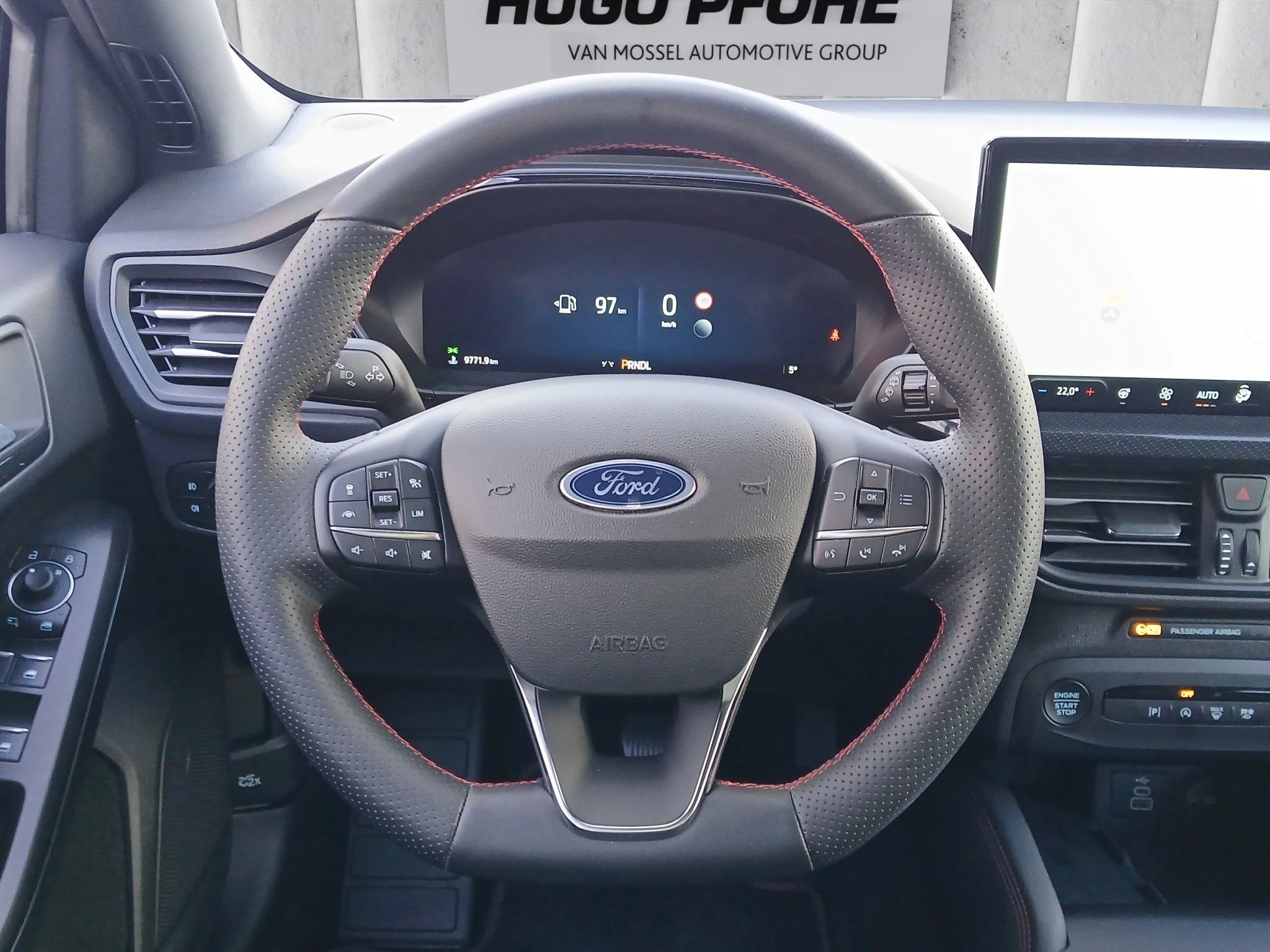 Ford Focus ST-Line X Turnier Aut.*AHK*ACC*HUD*KAM*NAVI*WINTER-PKT.