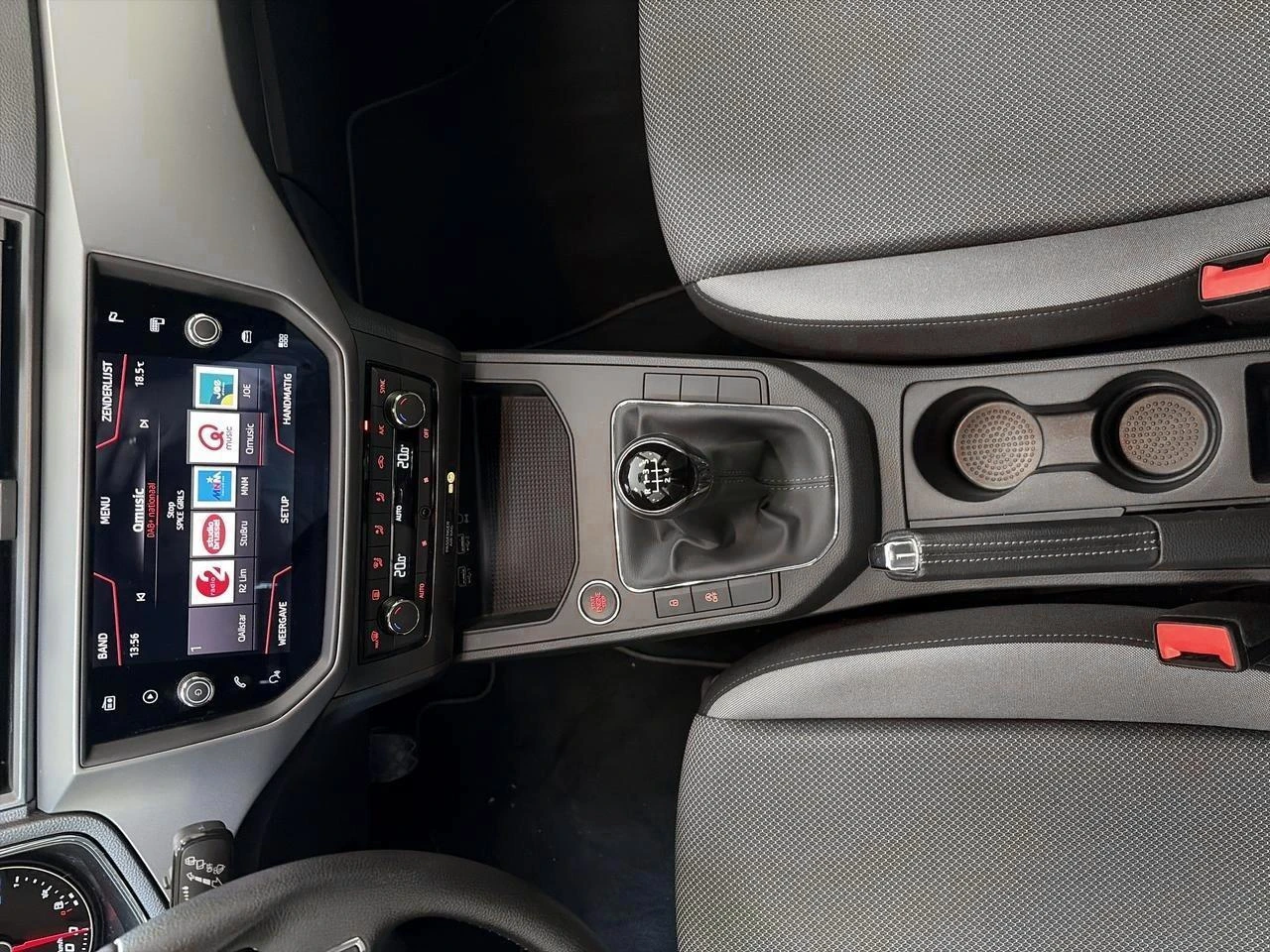 SEAT-Ibiza-image-13
