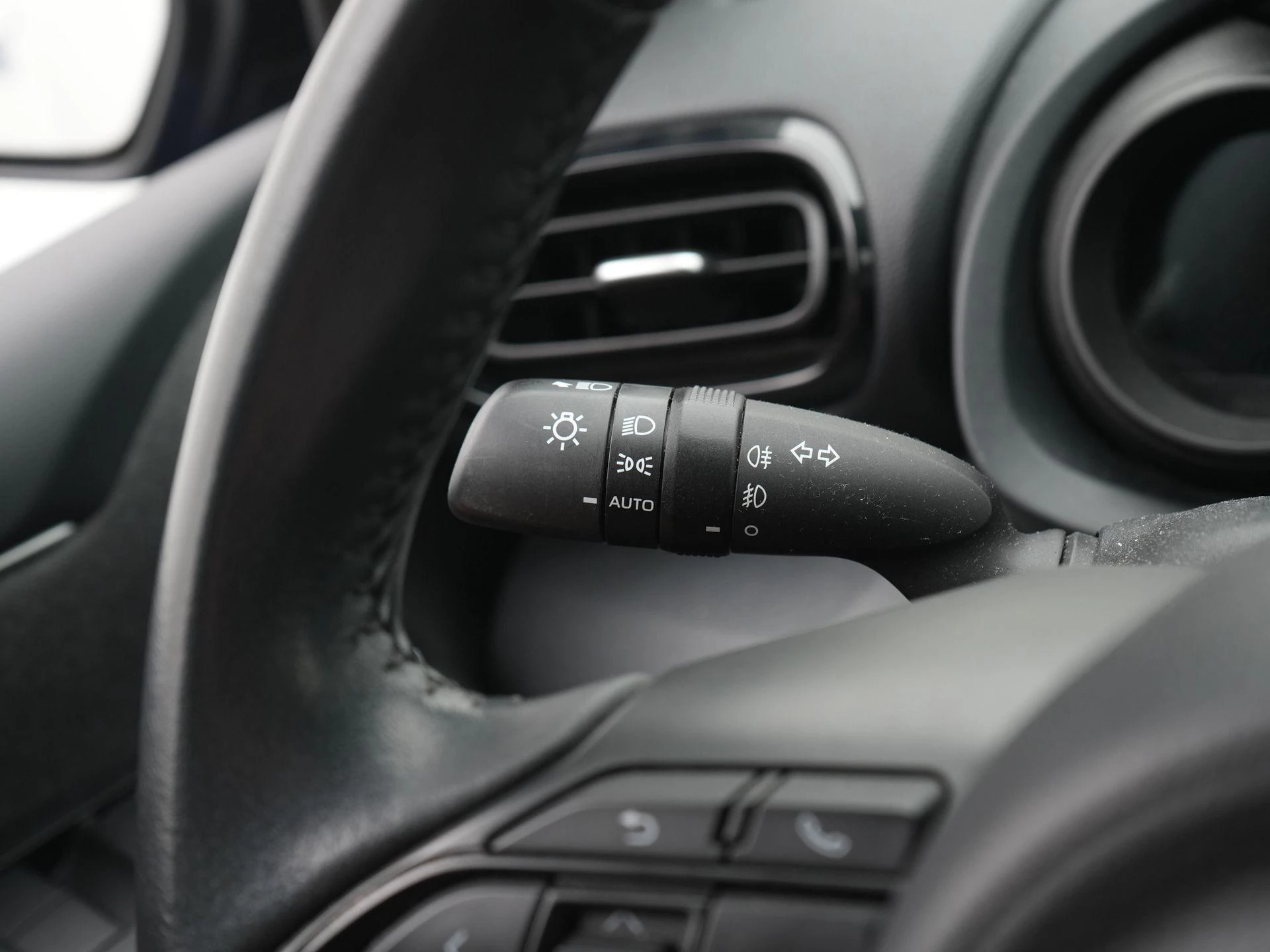 Toyota Yaris 1.5 Hybrid Dynamic