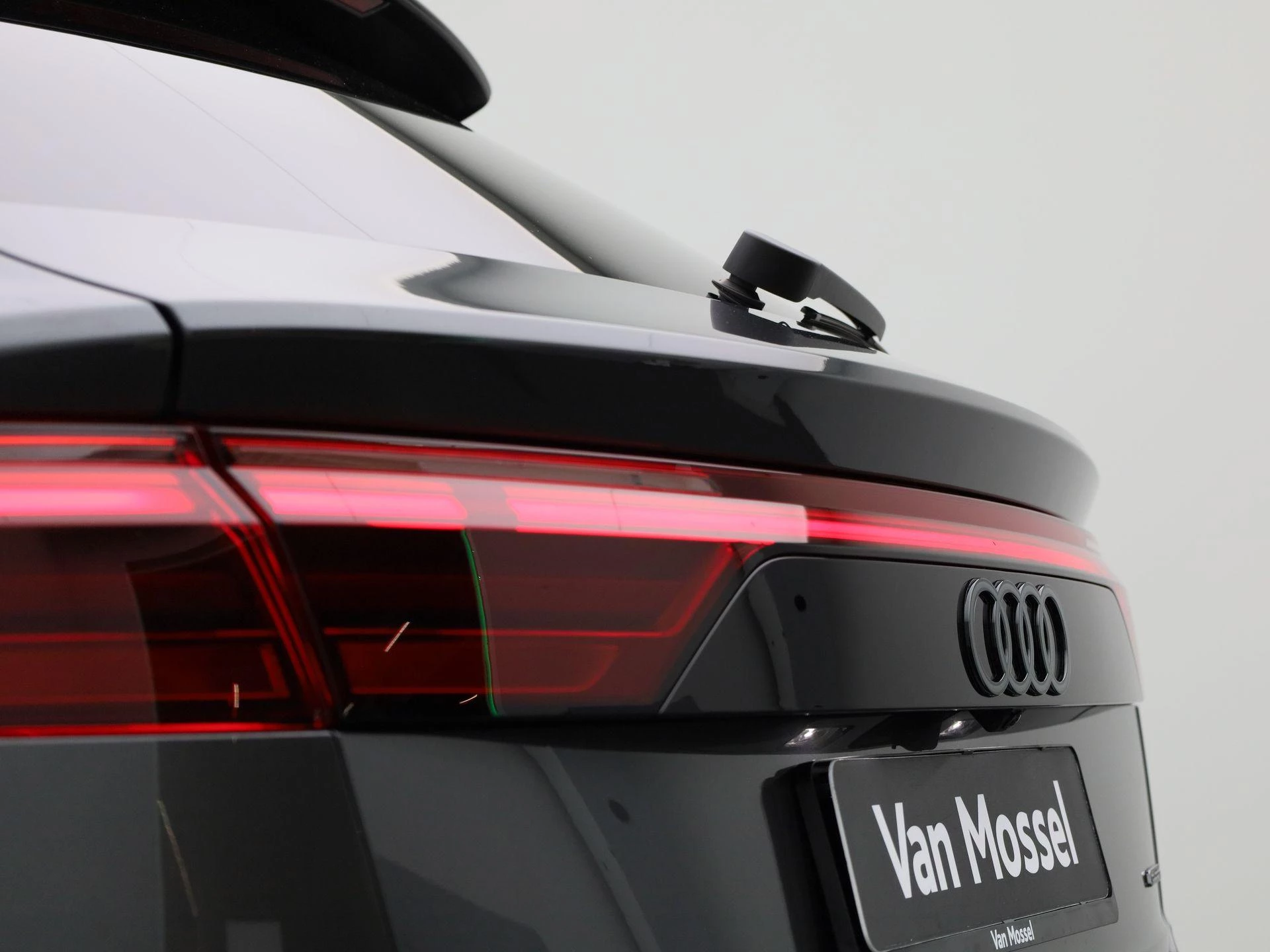 Audi Q8 60 TFSI e quattro Pro Line S Competition 490 PK