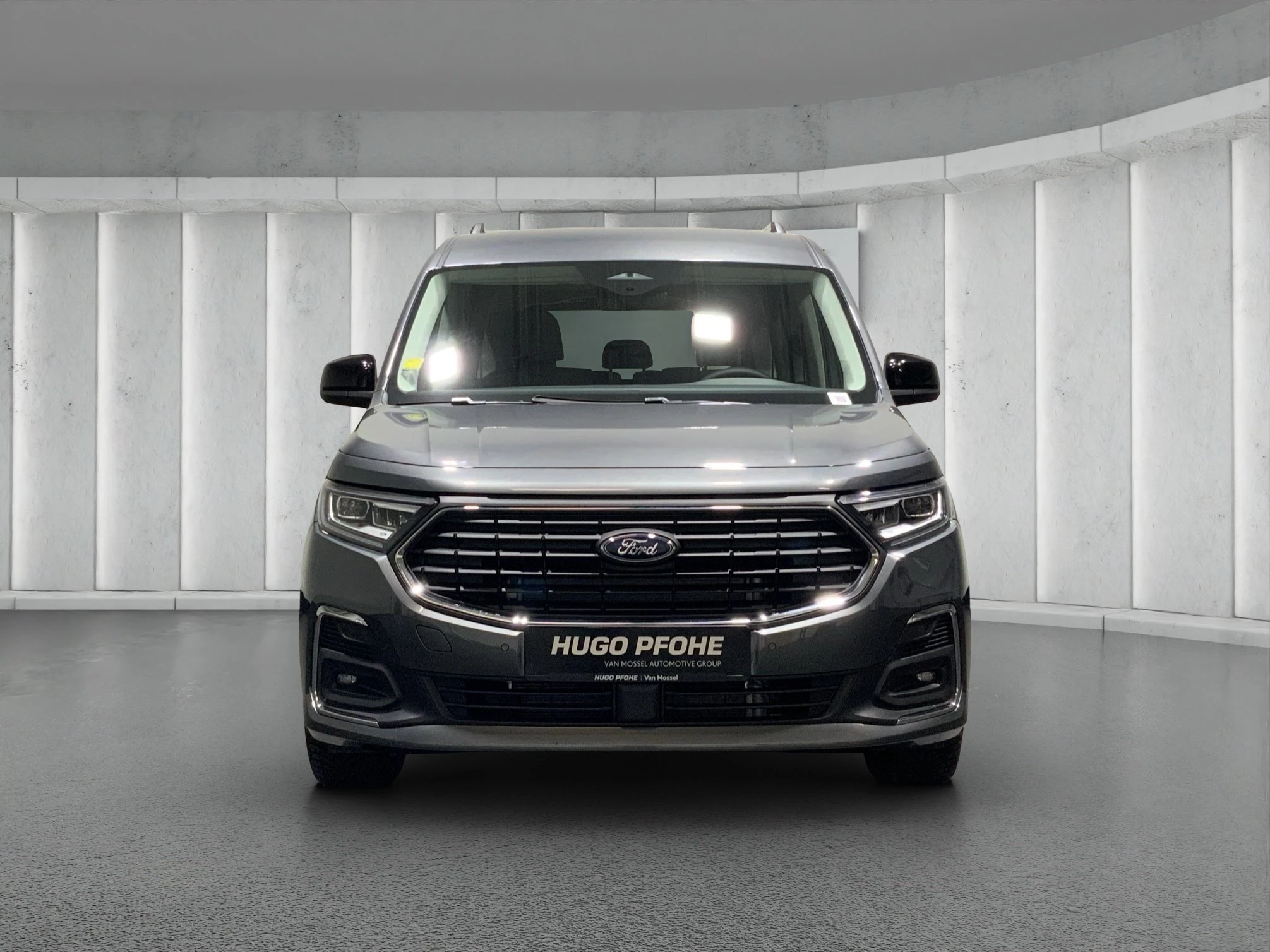 Ford Tourneo Connect Grand Titanium Langer Radstand (L2). EcoBoost PHEV