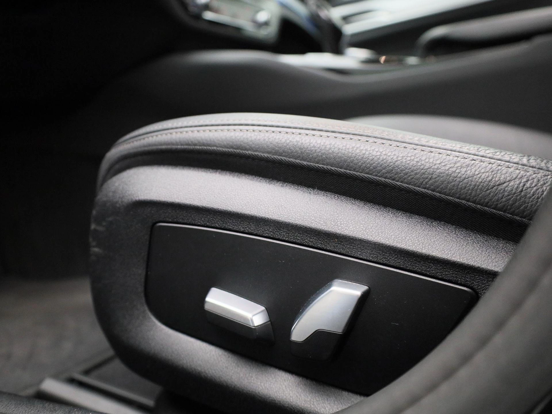 BMW-5 Serie-image-38