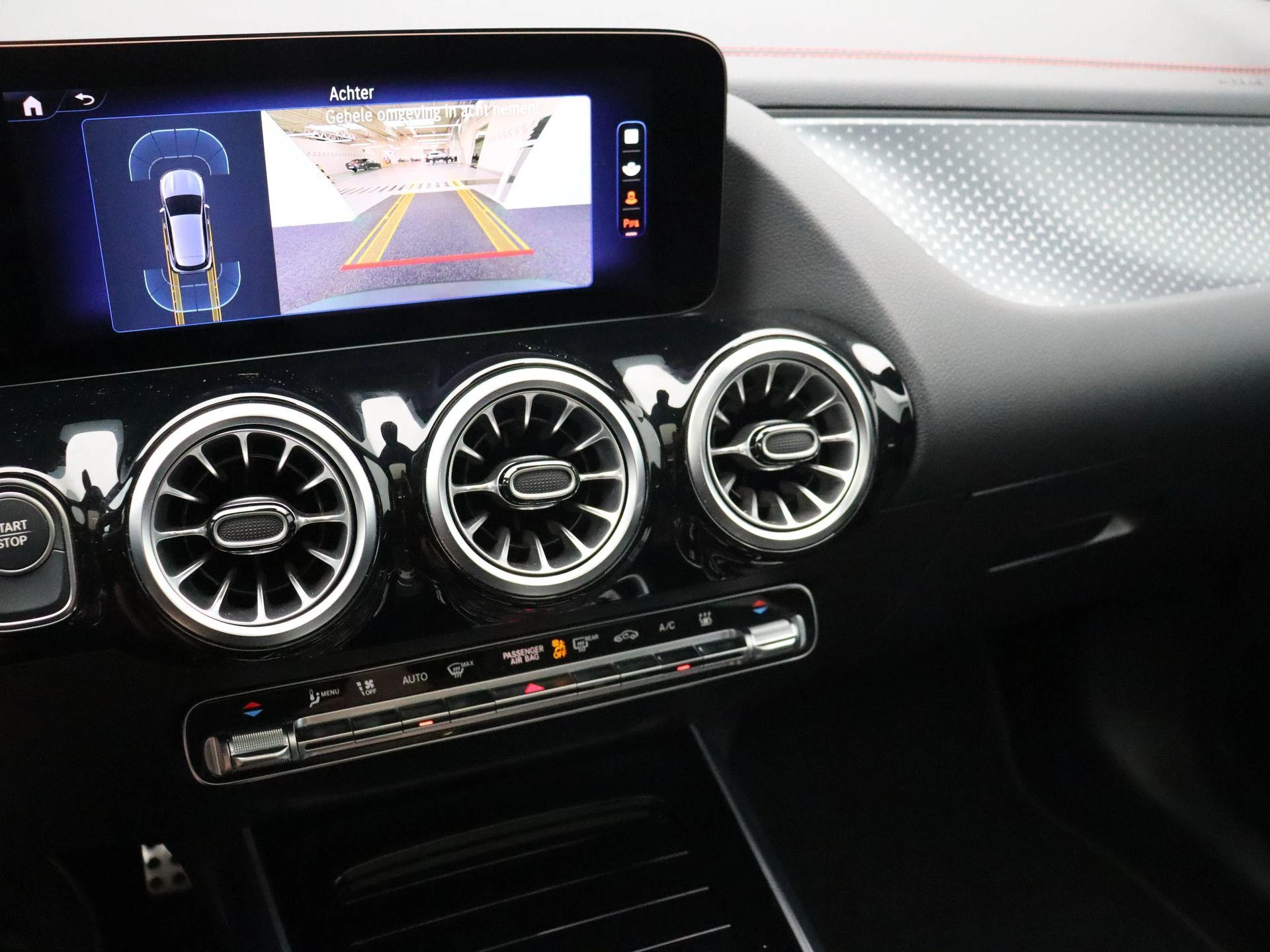 Mercedes-Benz EQA 250+ AMG Line + PANORAMISCH DAK + CARPLAY + CAMERA +