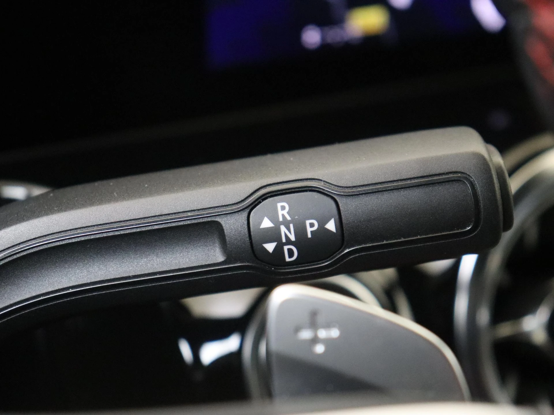 Mercedes-Benz-EQA-image-18
