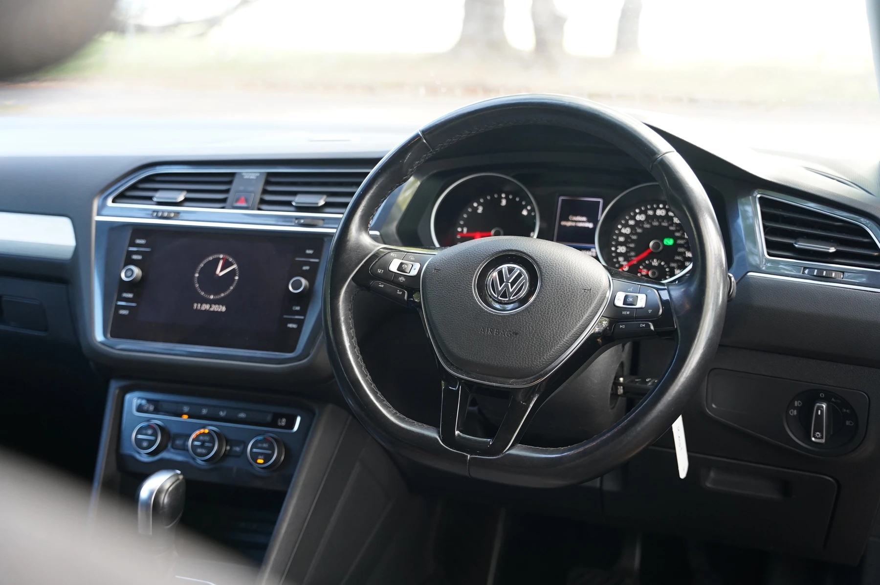 Volkswagen-Tiguan Allspace-image-8