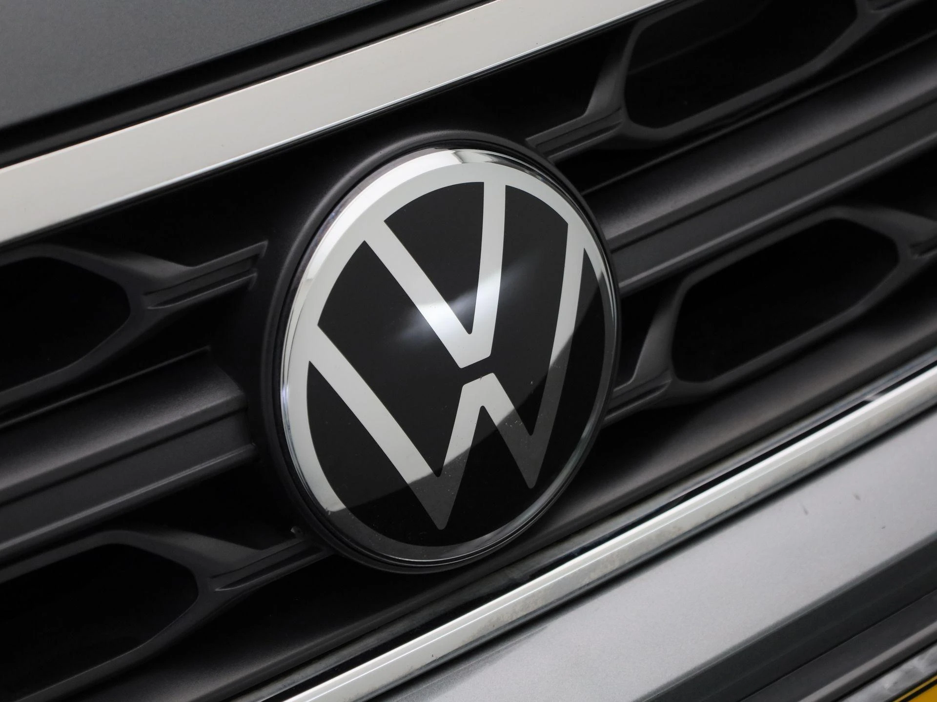 Volkswagen-T-Roc-image-32