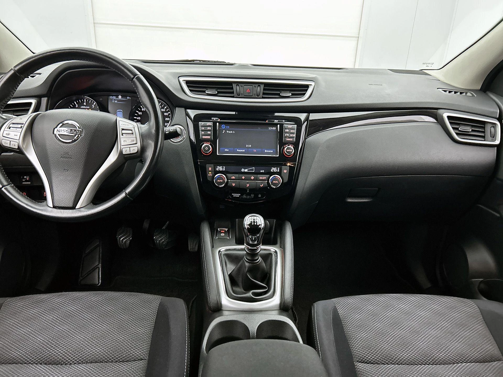 Nissan-QASHQAI-image-25