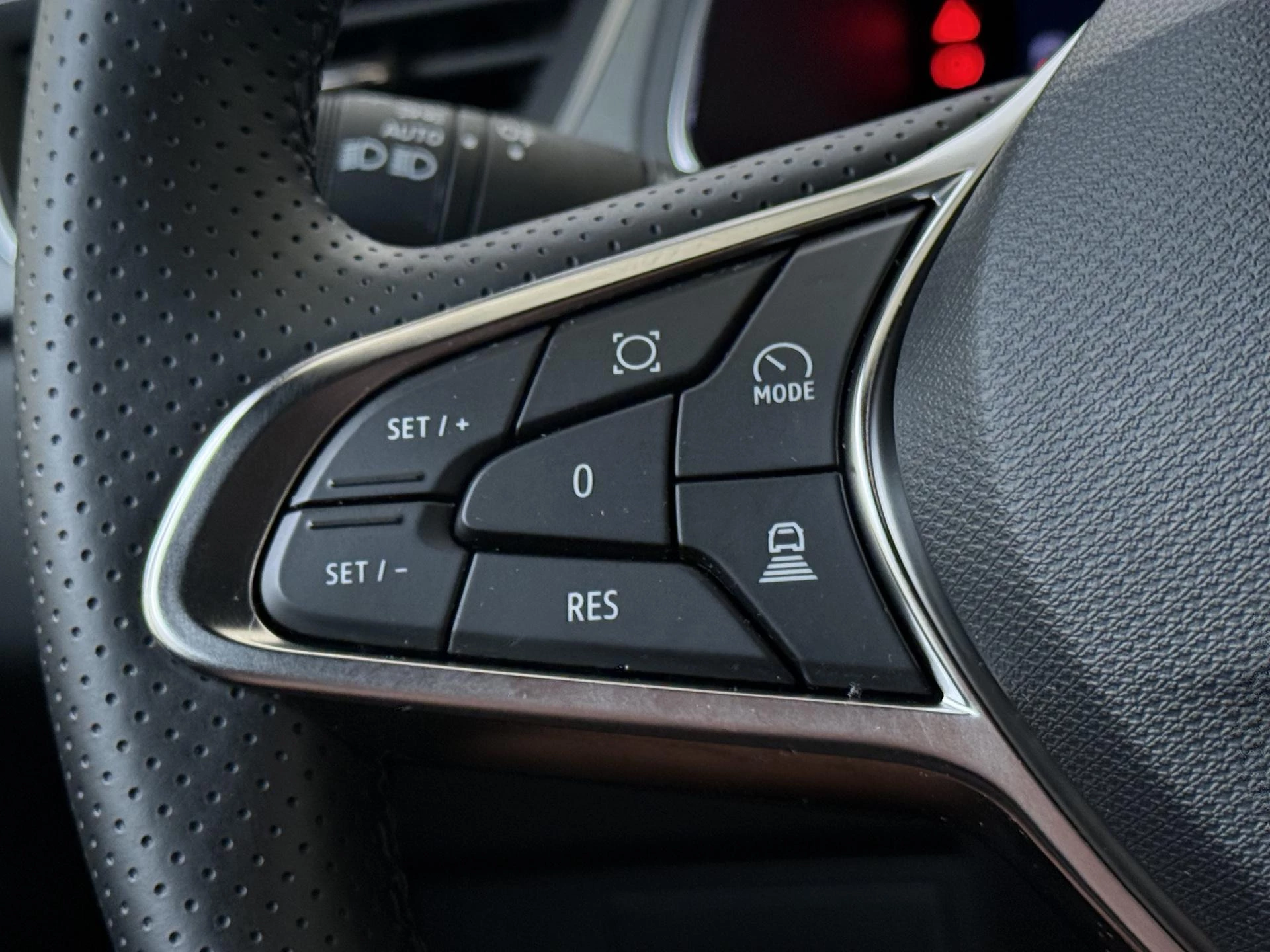 Renault Captur 1.8 E-Tech full hybrid 160 techno