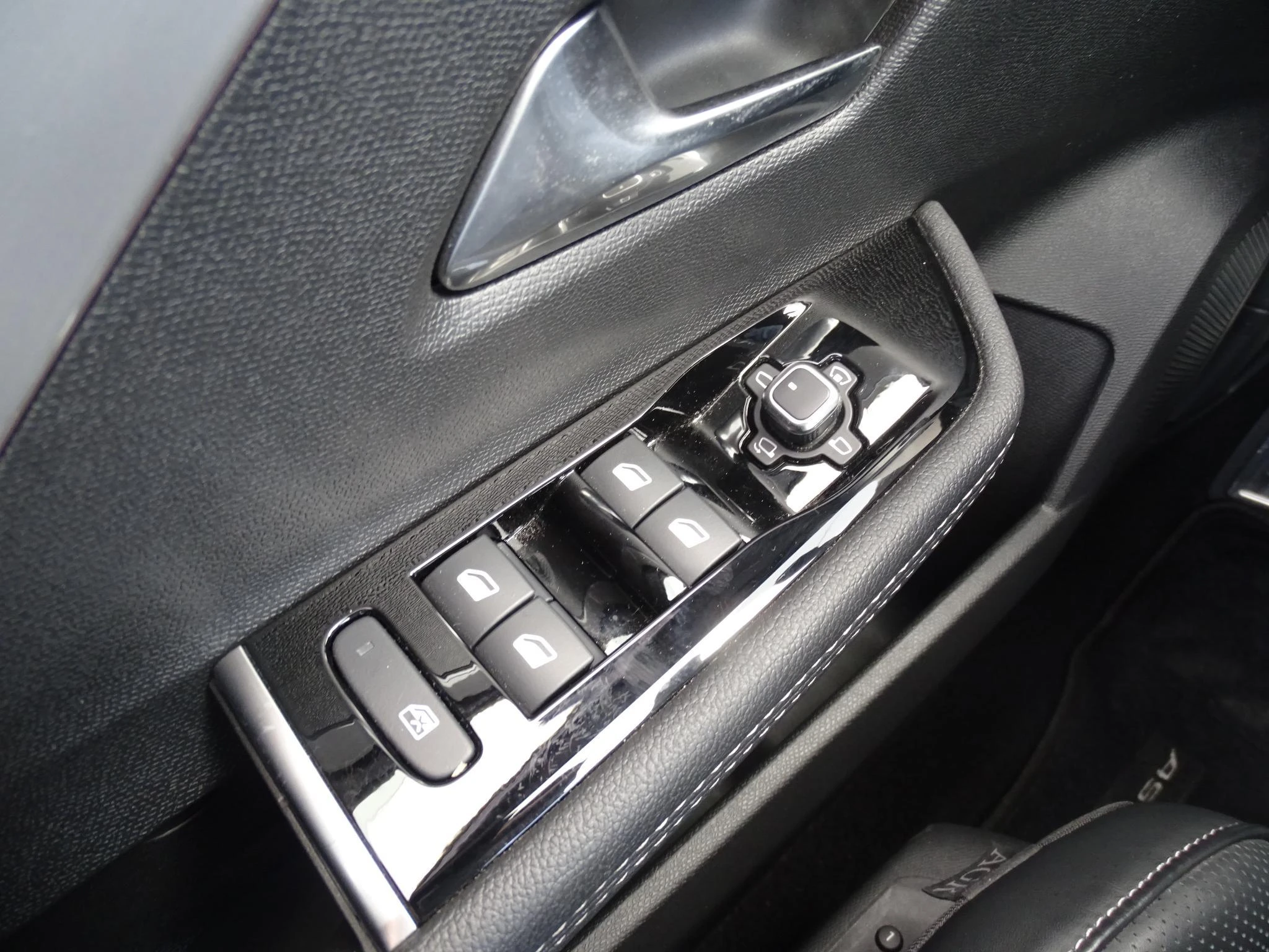 Opel-Astra-image-19