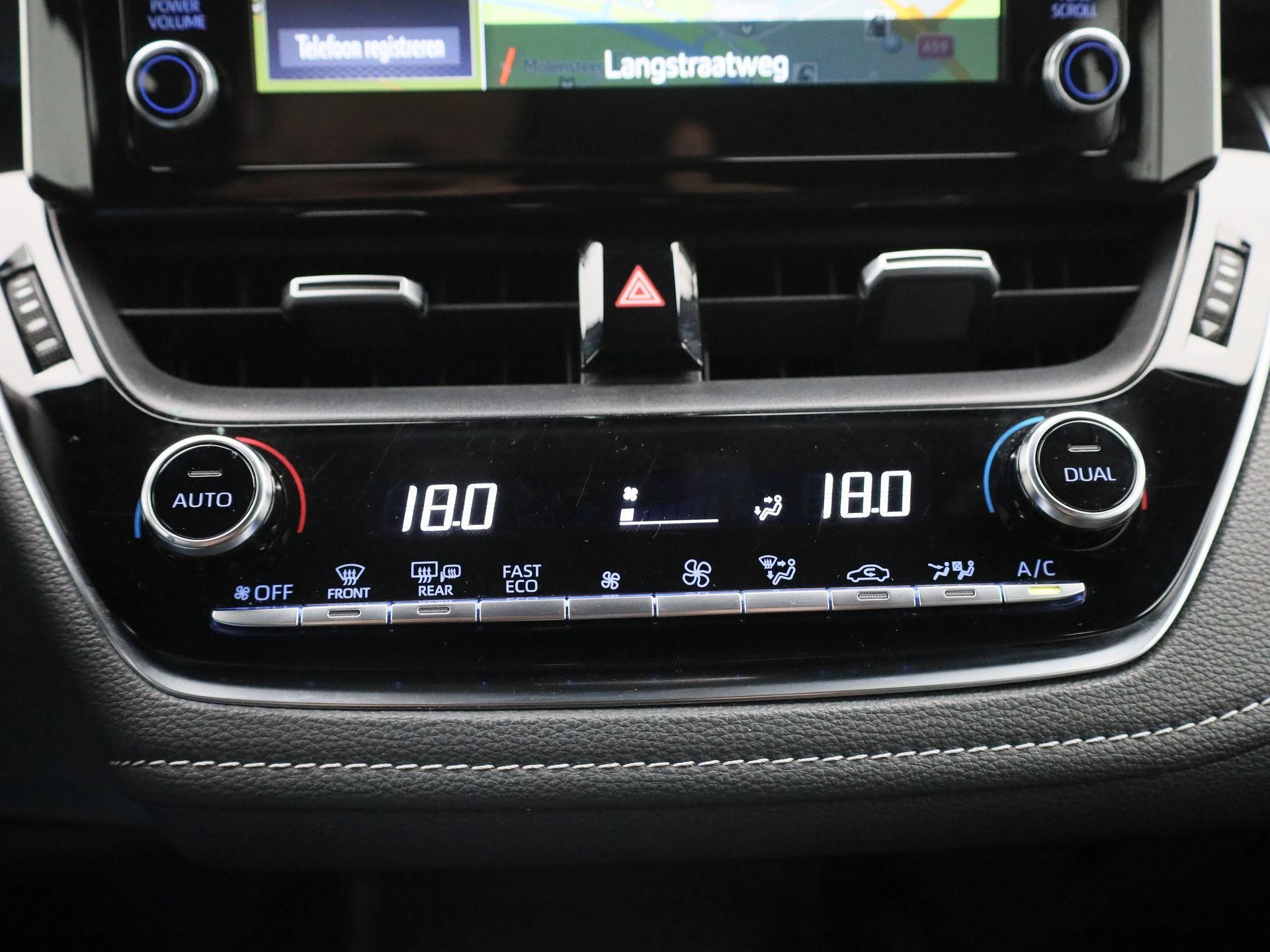 Toyota-Corolla Touring Sports-image-17