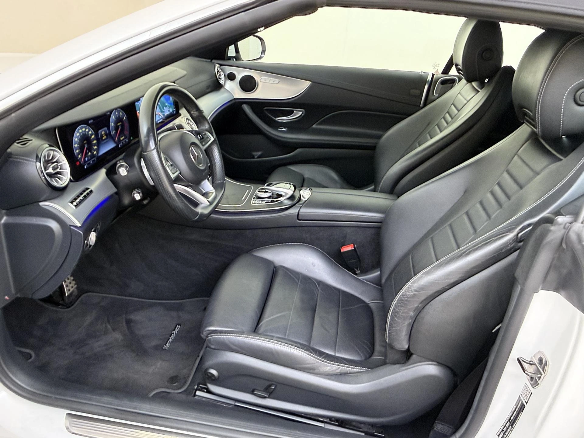 Mercedes-Benz-E-Klasse-image-14
