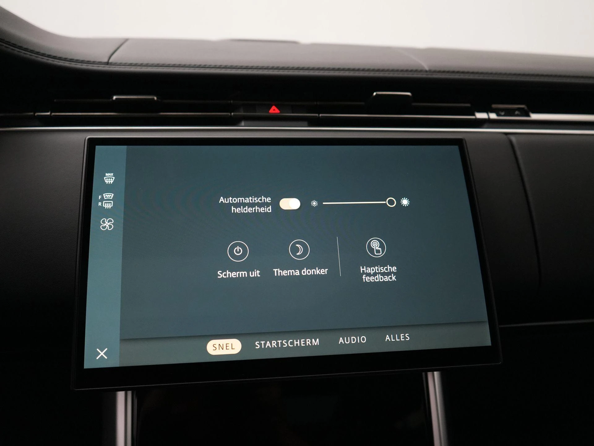 Land Rover-Range Rover-image-37